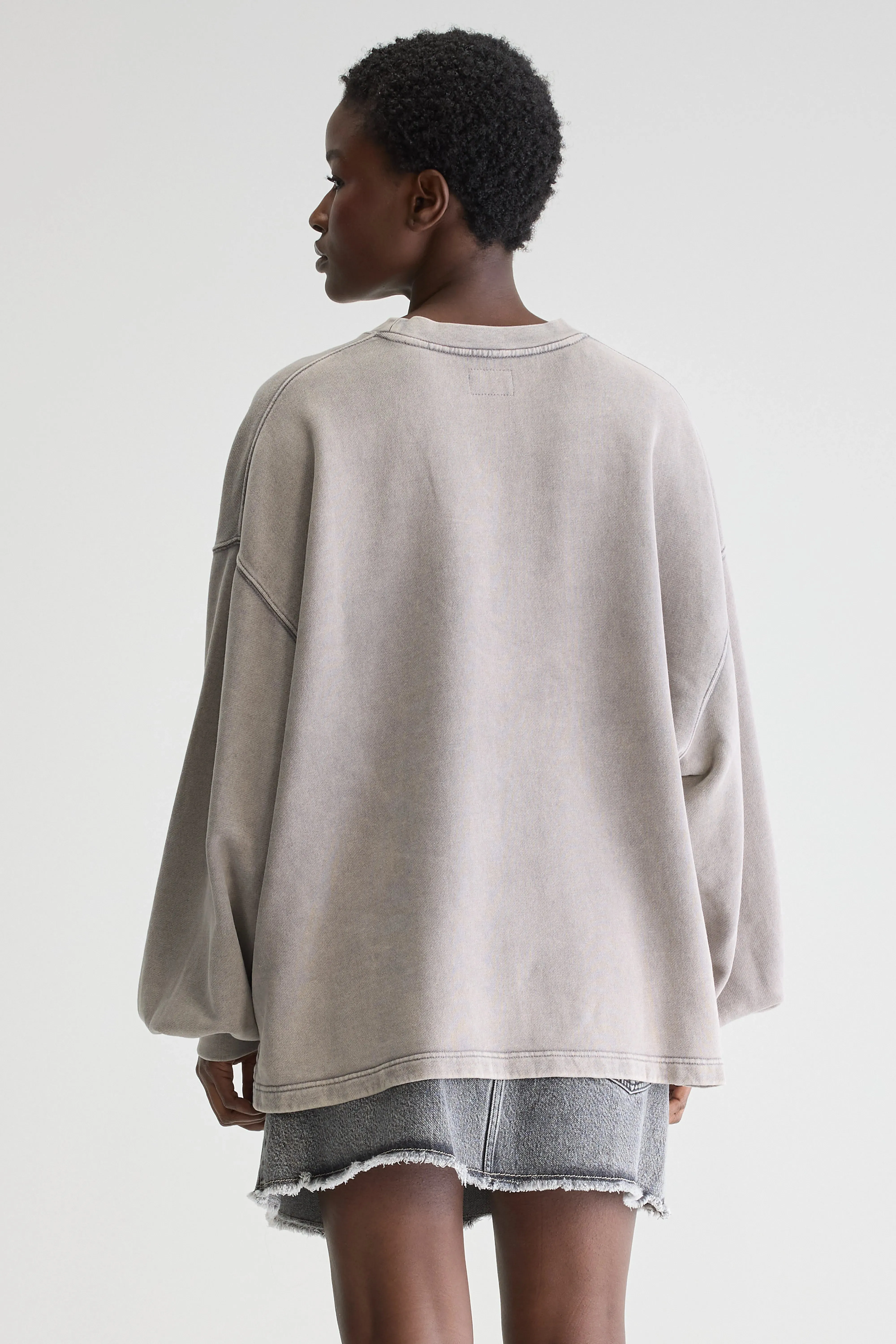 Fave crewneck sweatshirt (251 / W / DEEP GREY) sold by Bellrose product image thumbnail 4