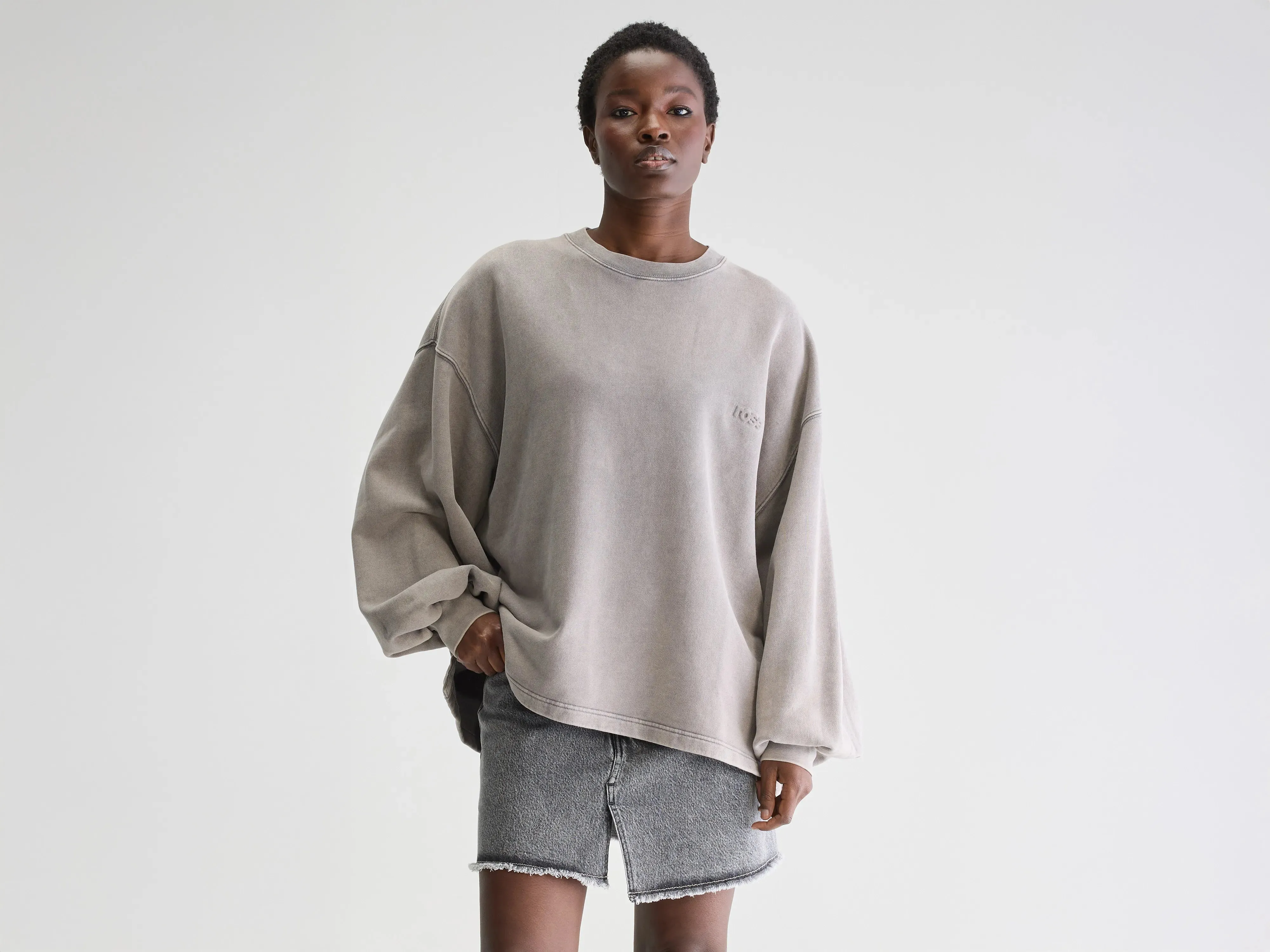 Fave crewneck sweatshirt (251 / W / DEEP GREY) sold by Bellrose