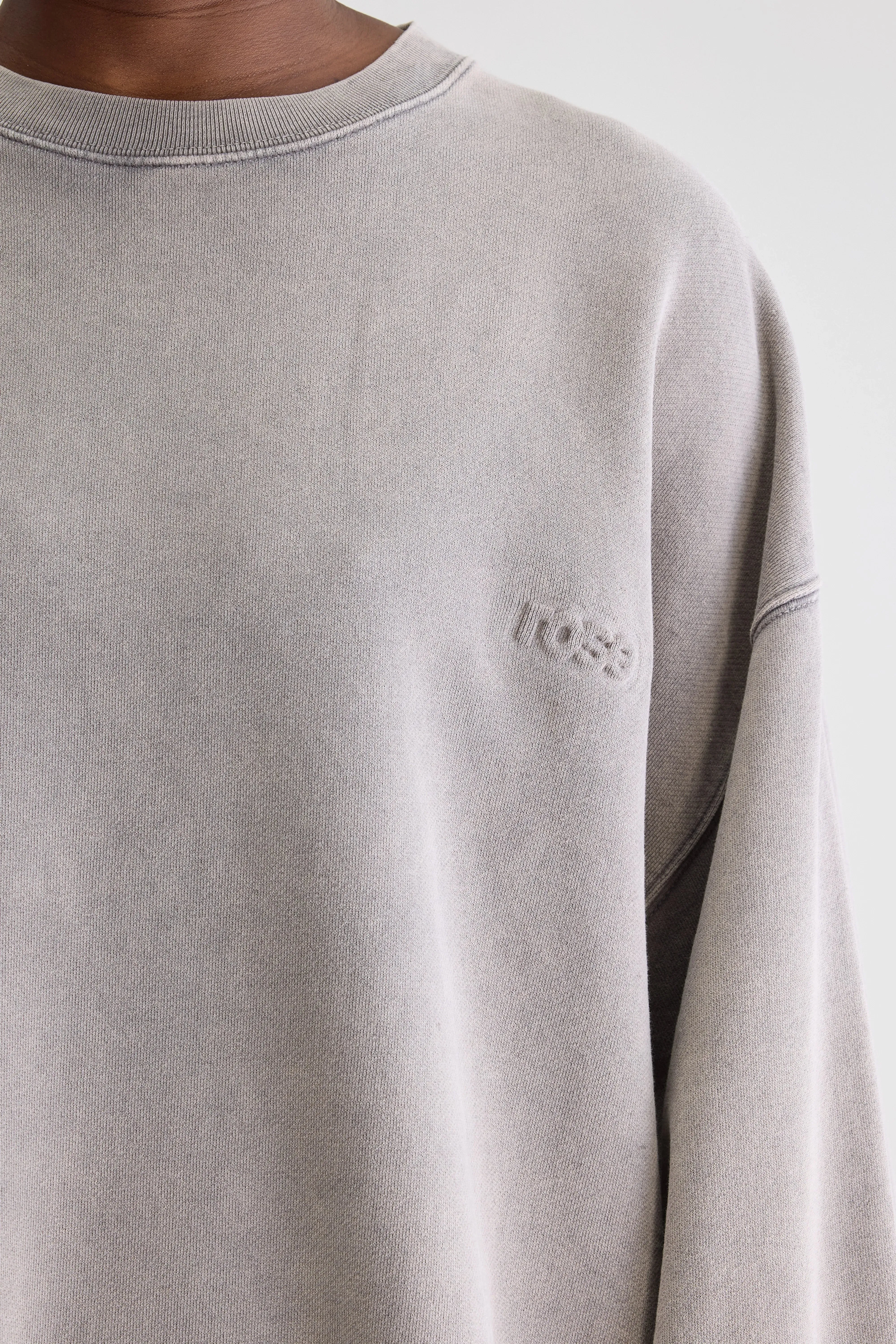 Fave crewneck sweatshirt (251 / W / DEEP GREY) sold by Bellrose product image thumbnail 5