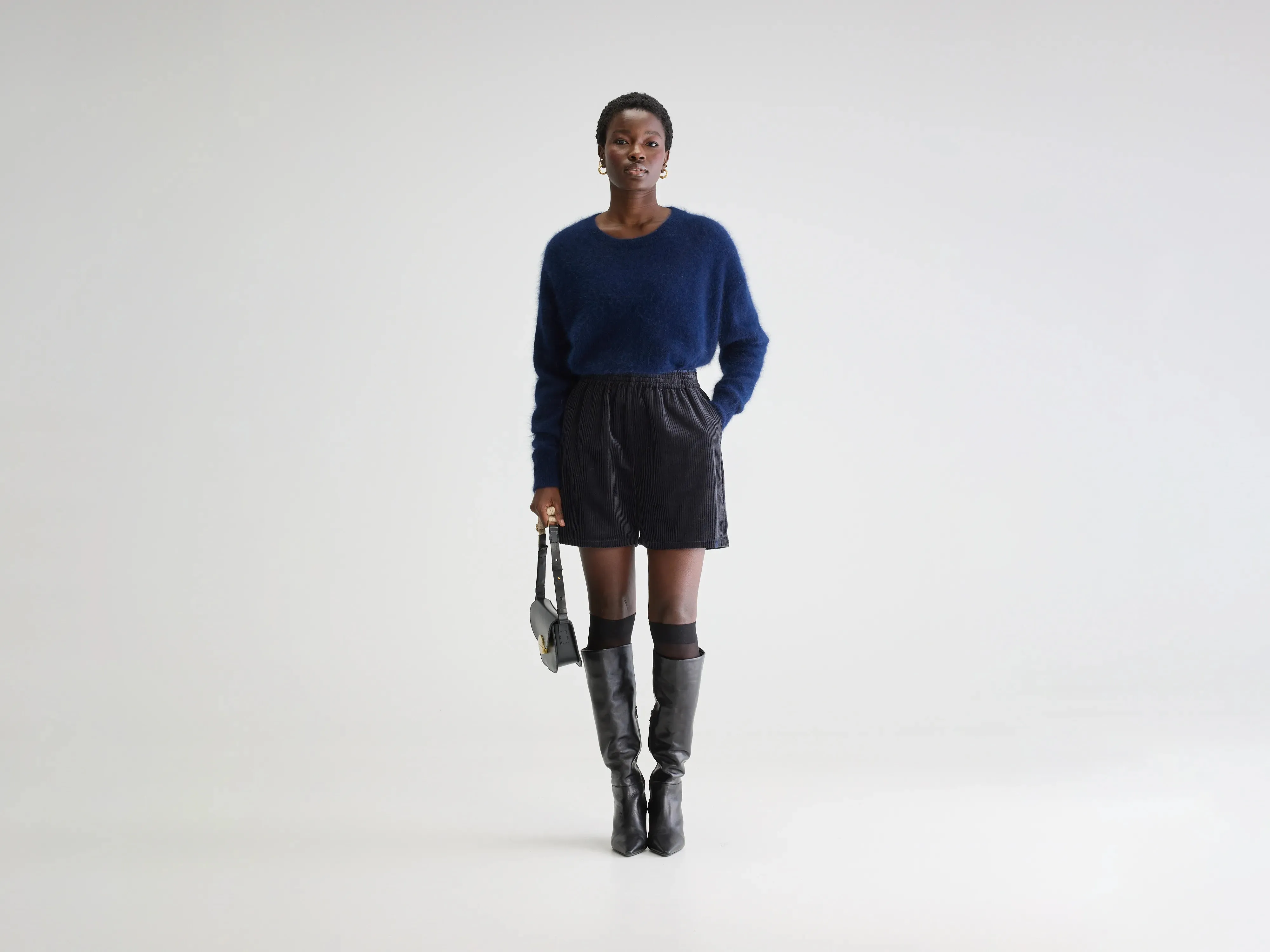 Vamos regular shorts (251 / W / NAVY) sold by Bellrose