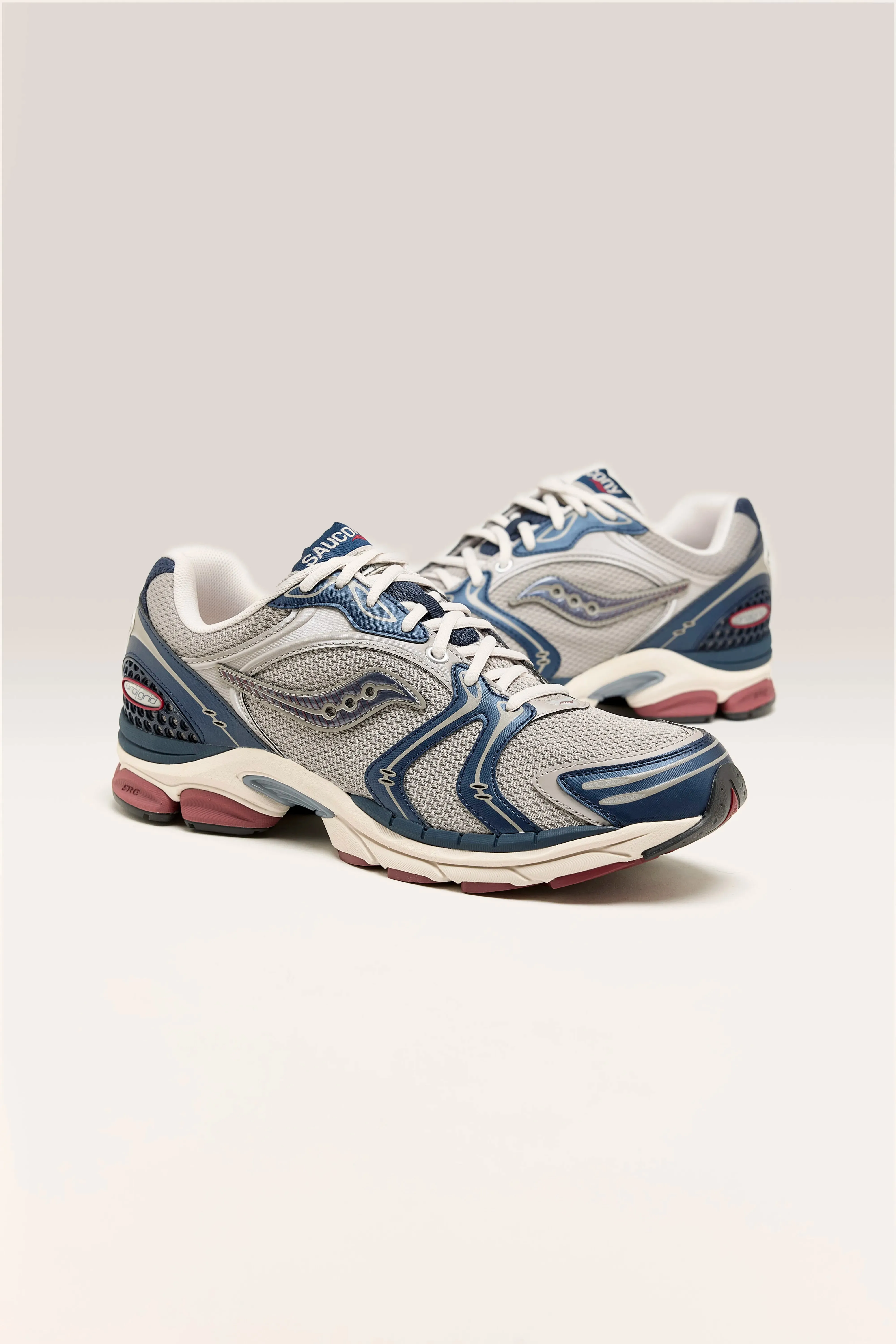 Progrid Triumph 4 CS For Men (242 / M / GREY) sold by Bellrose product image thumbnail 3