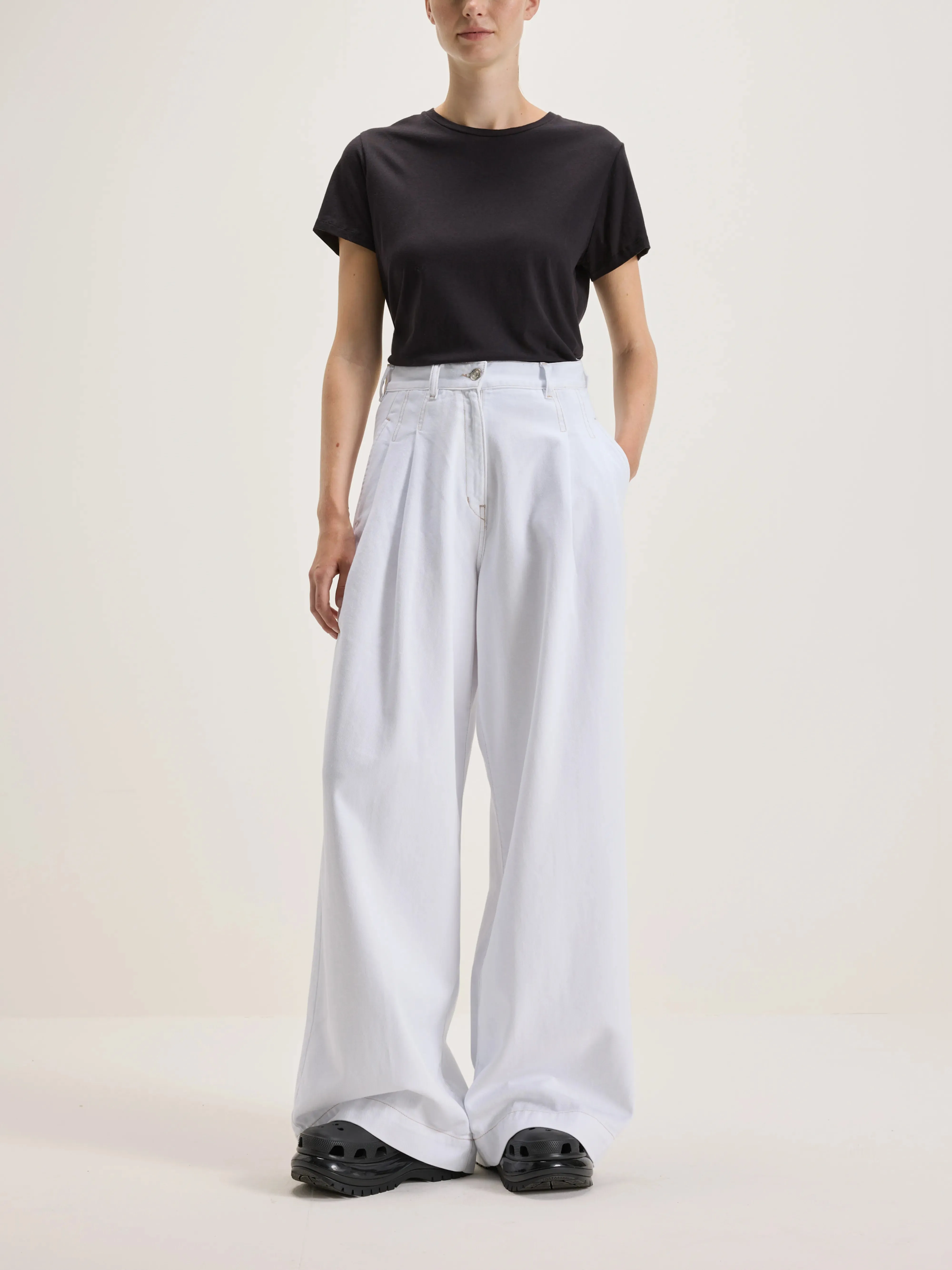 Denim N. 74 super-wide jeans (242 / W / WHITE) sold by Bellrose product image thumbnail 2