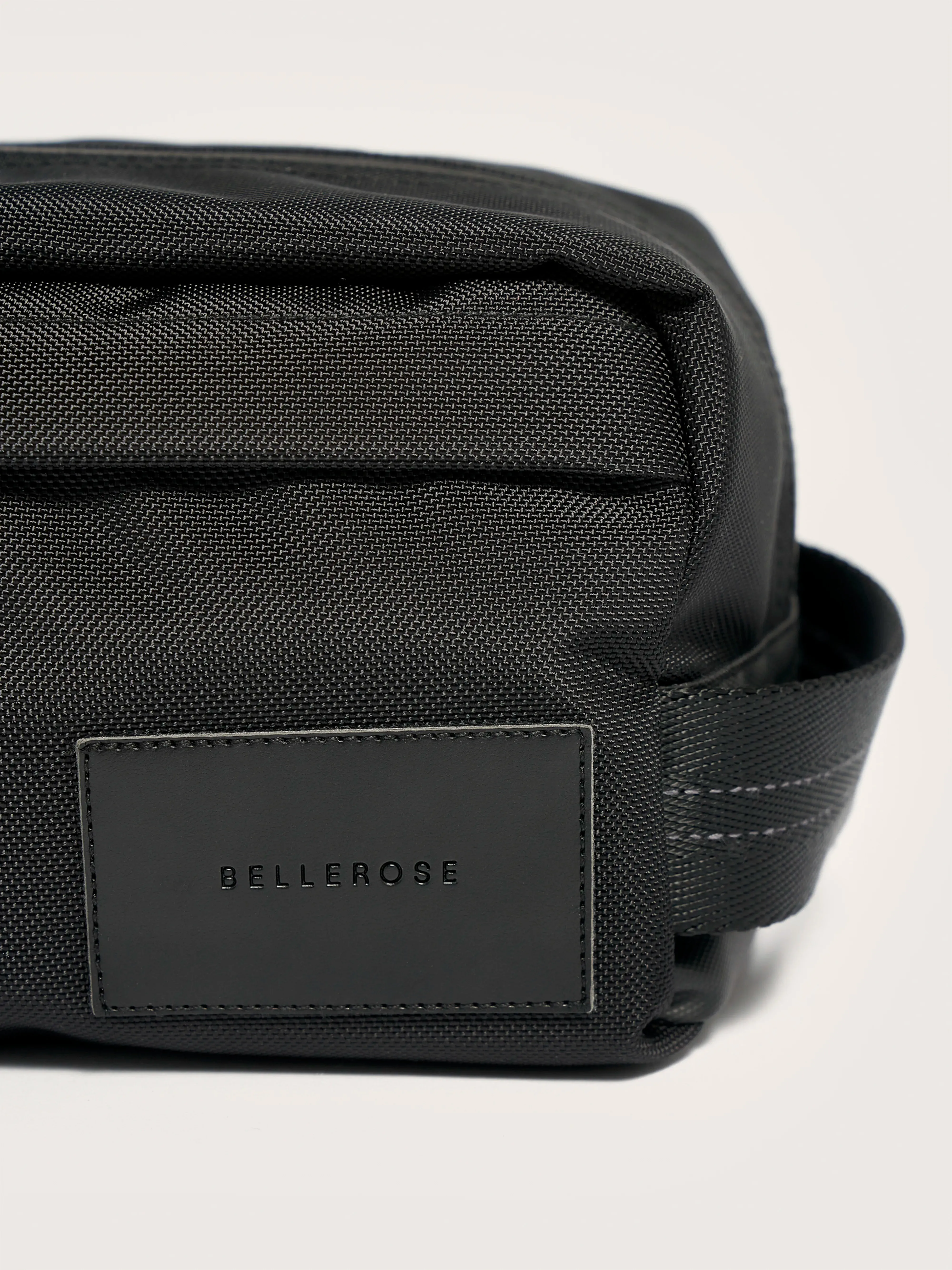 Henain Bags (251 / M / BLACK BEAUTY) sold by Bellrose product image thumbnail 3