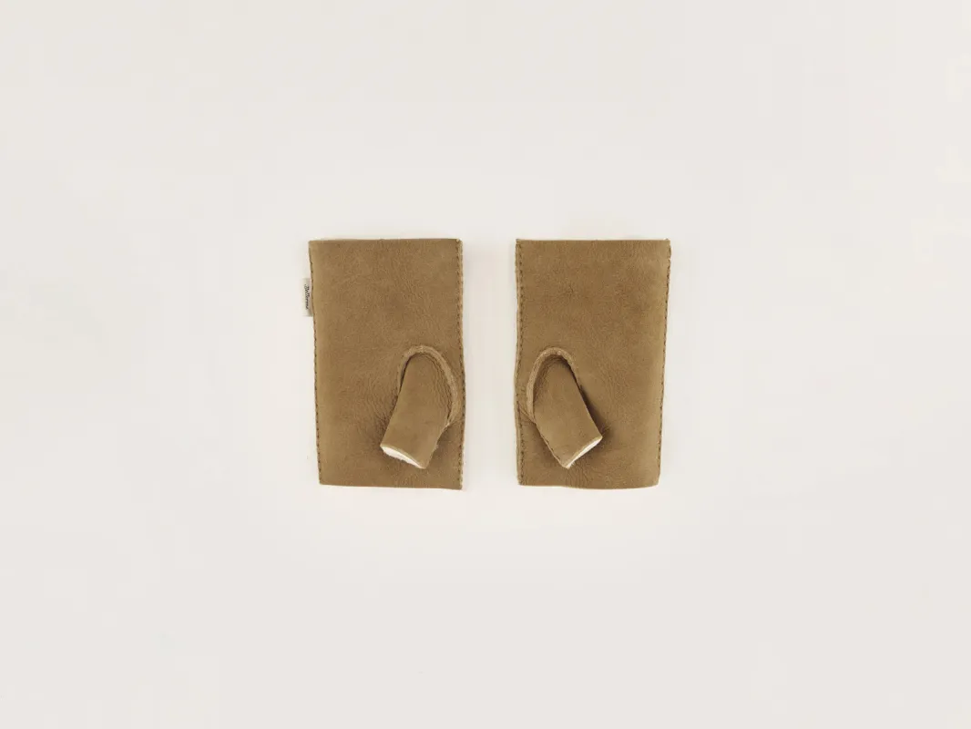 Manhok Gloves (251 / W / COGNAC) sold by Bellrose