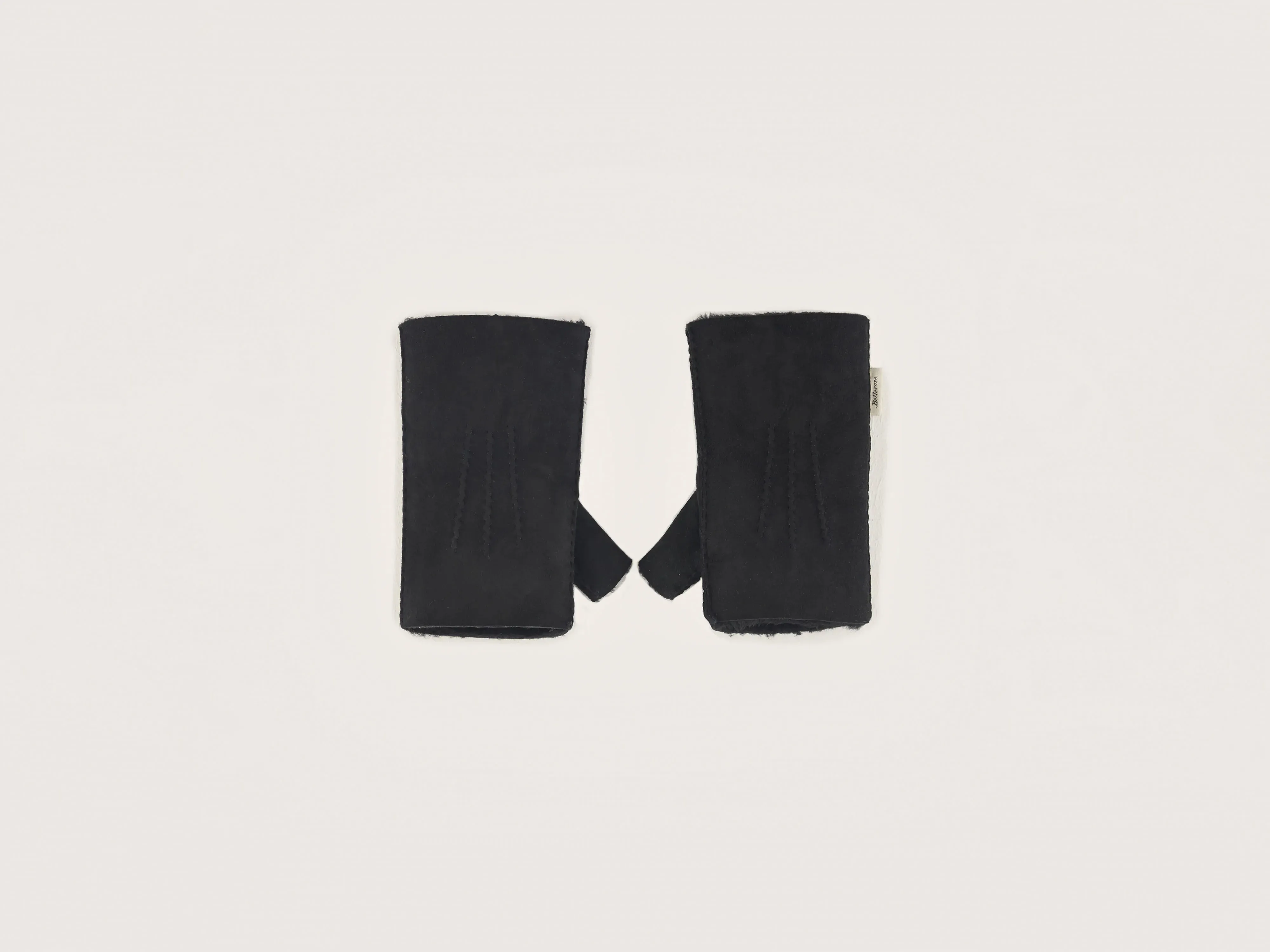 Manhok Gloves (251 / W / BLACK) sold by Bellrose