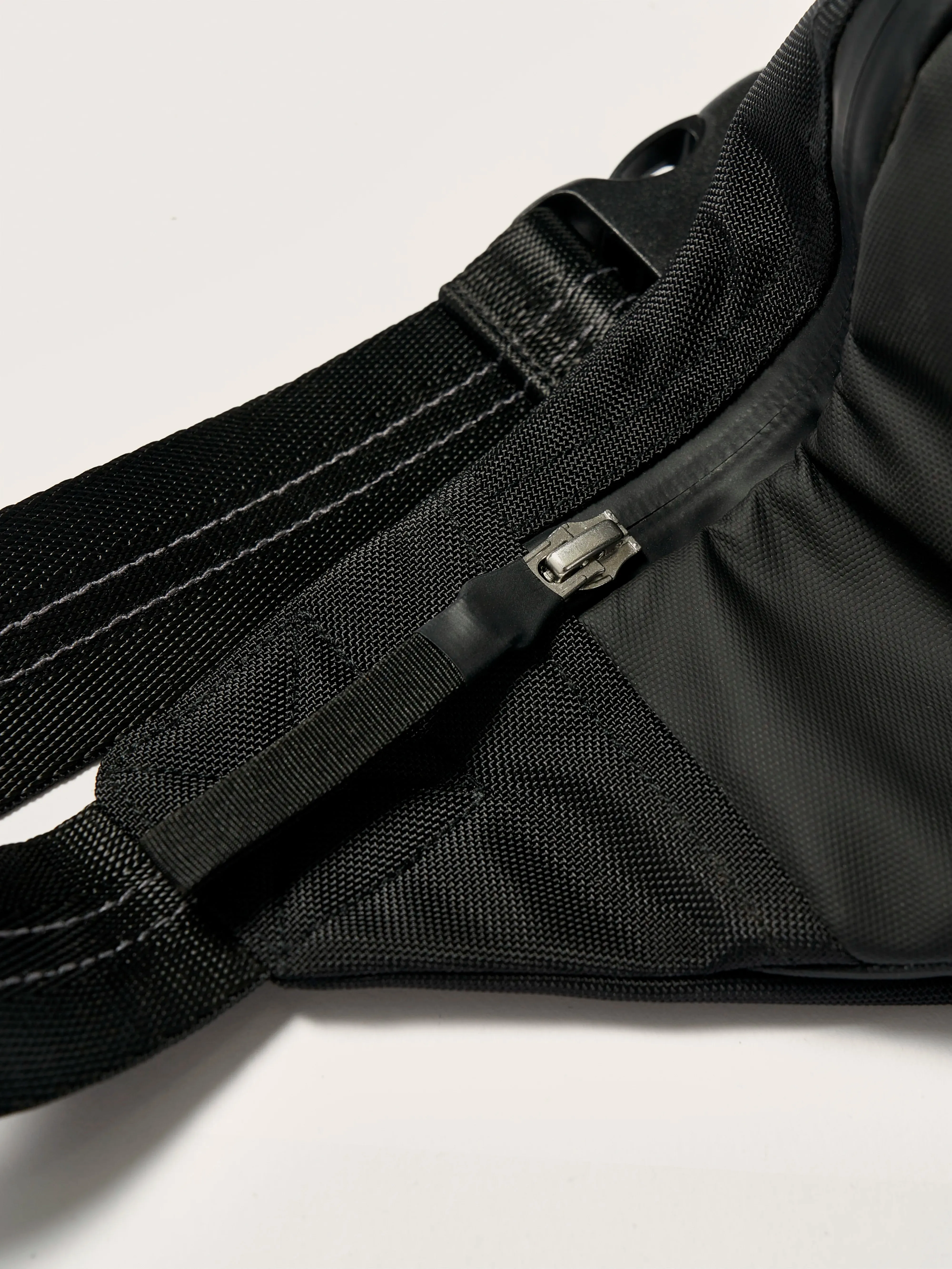 Henor Bags (251 / M / BLACK BEAUTY) sold by Bellrose product image thumbnail 5