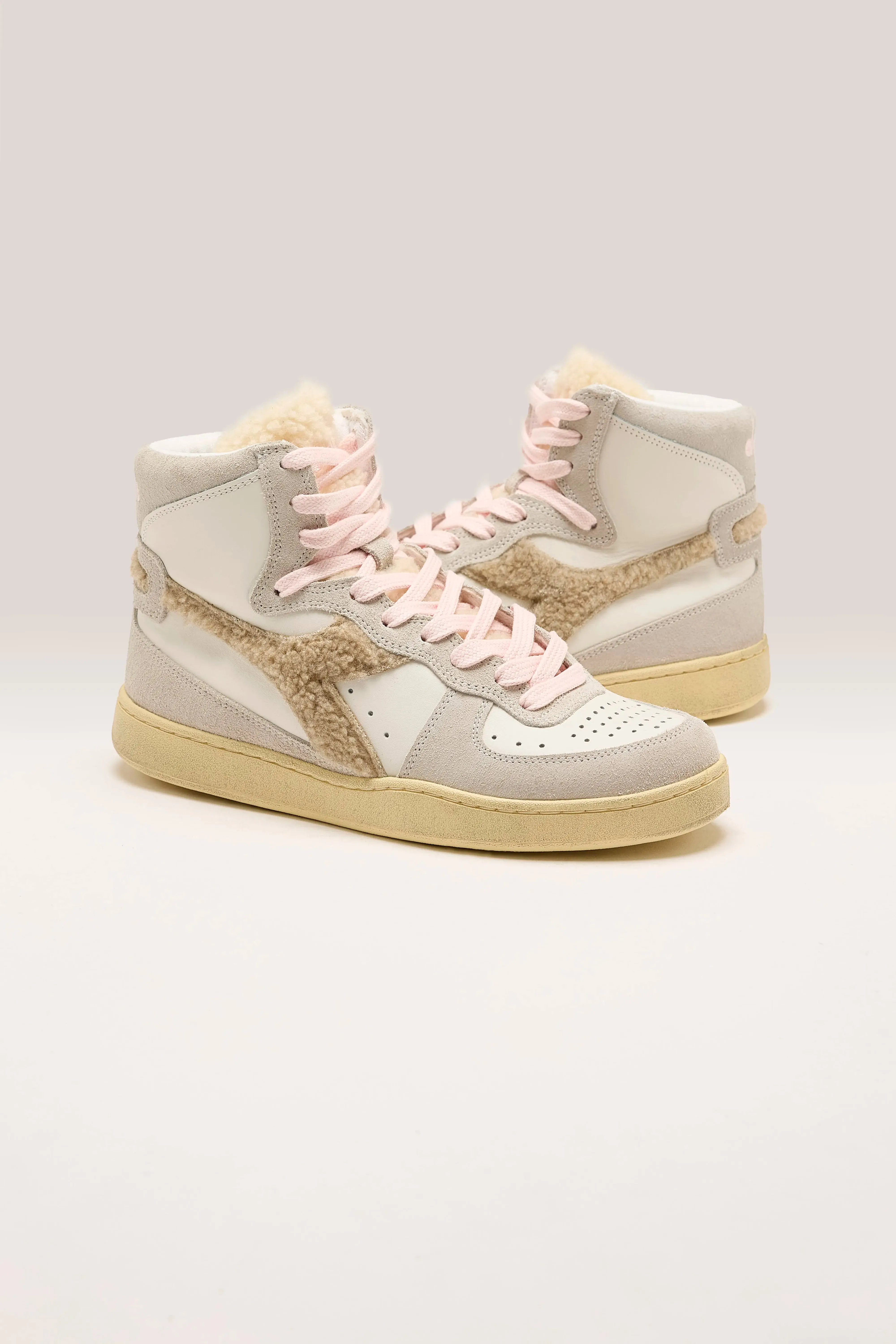 Mi Basket Chalet for Women (242 / W / PINK) sold by Bellrose product image thumbnail 3