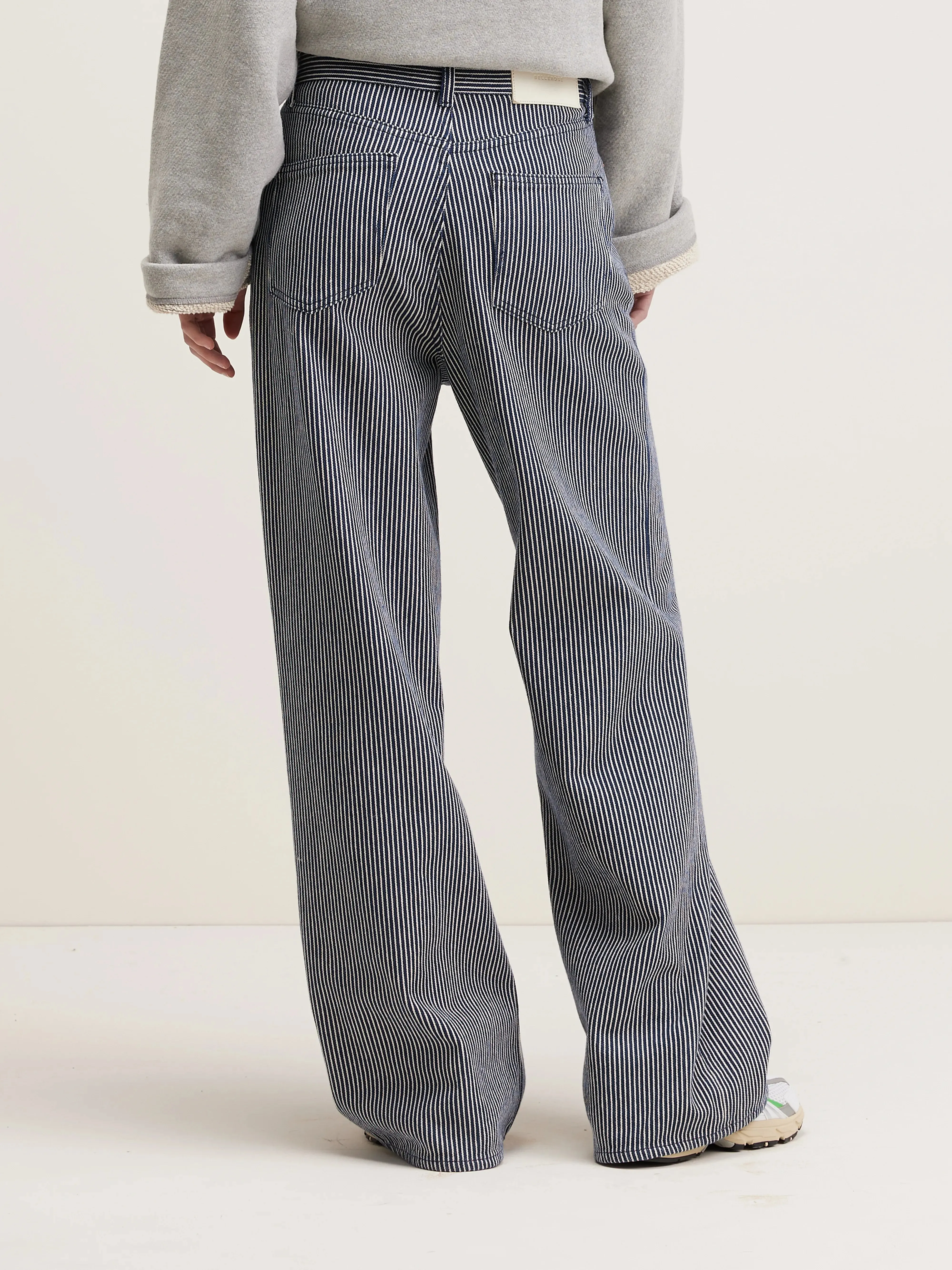 Denim N. 64 wide Jeans (242 / W / LT STONE WASH) sold by Bellrose product image thumbnail 4