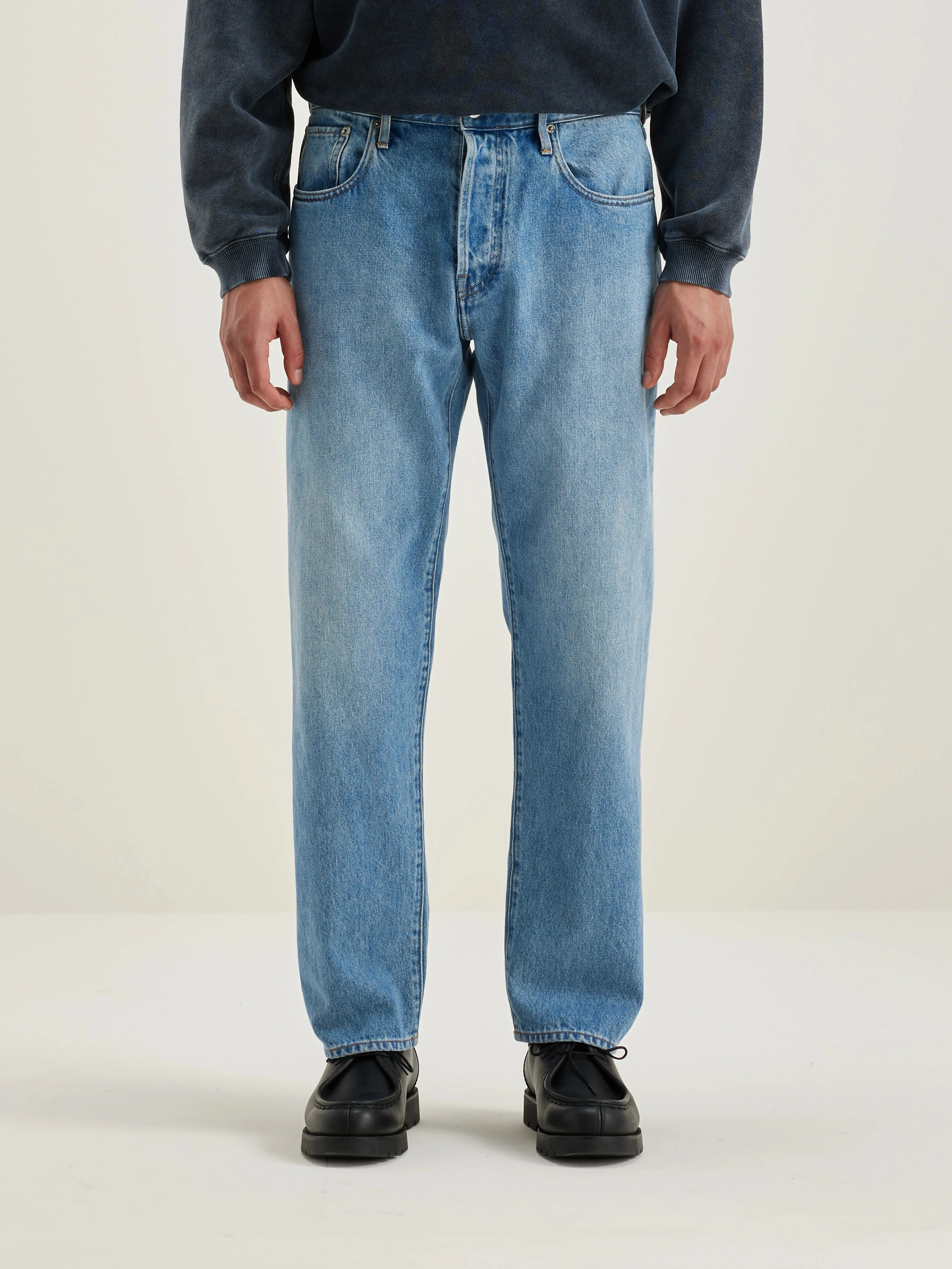 Denim N. 01 dad-style jeans (242 / M / STONE WASH) sold by Bellrose product image thumbnail 2