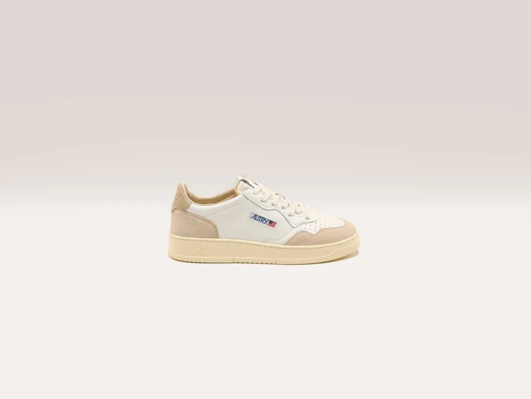 Medalist Low For Women (242 / W / BEIGE) sold by Bellrose