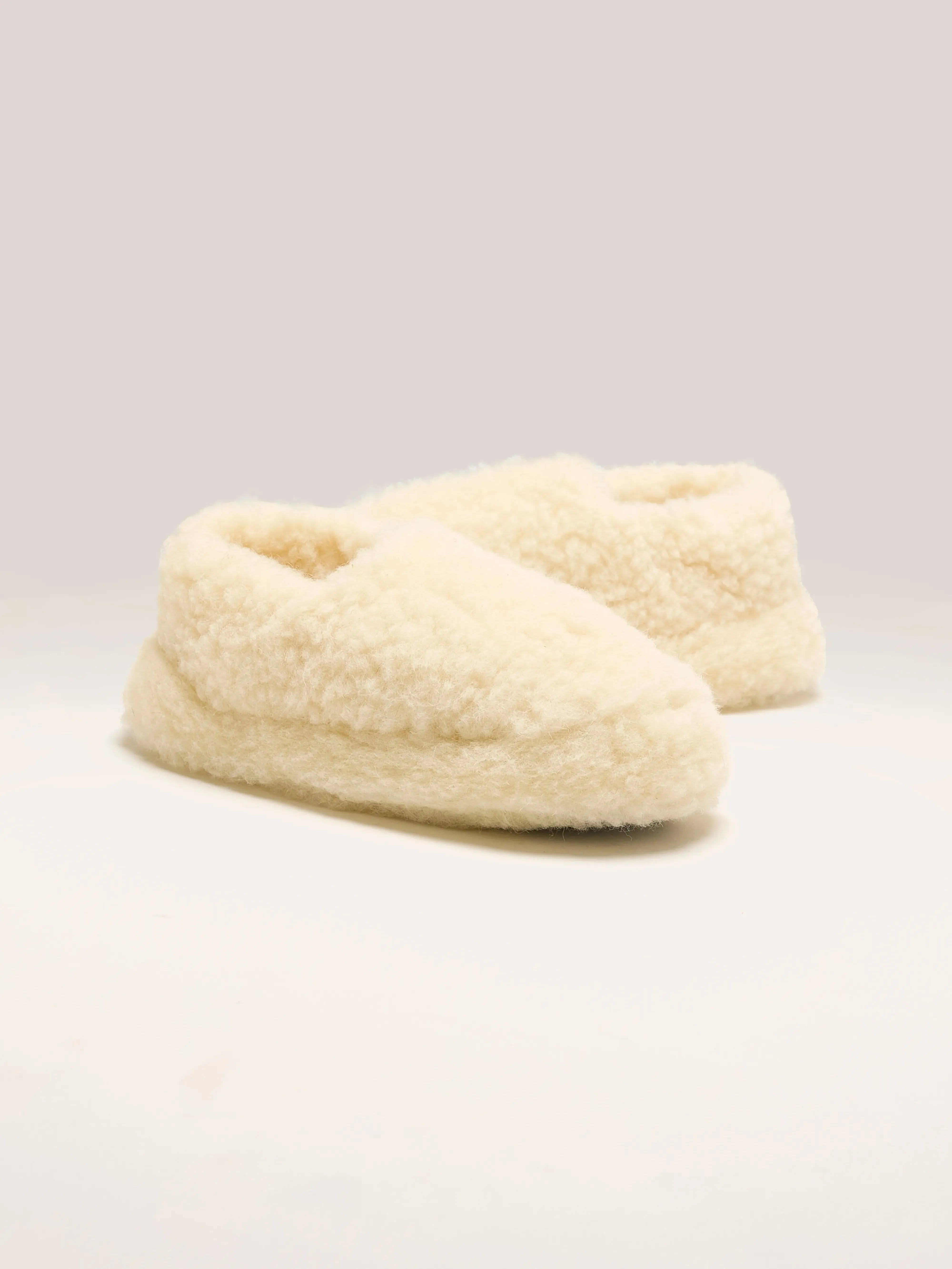 Siberian Slippers (242 / W / NATURAL) sold by Bellrose product image thumbnail 3