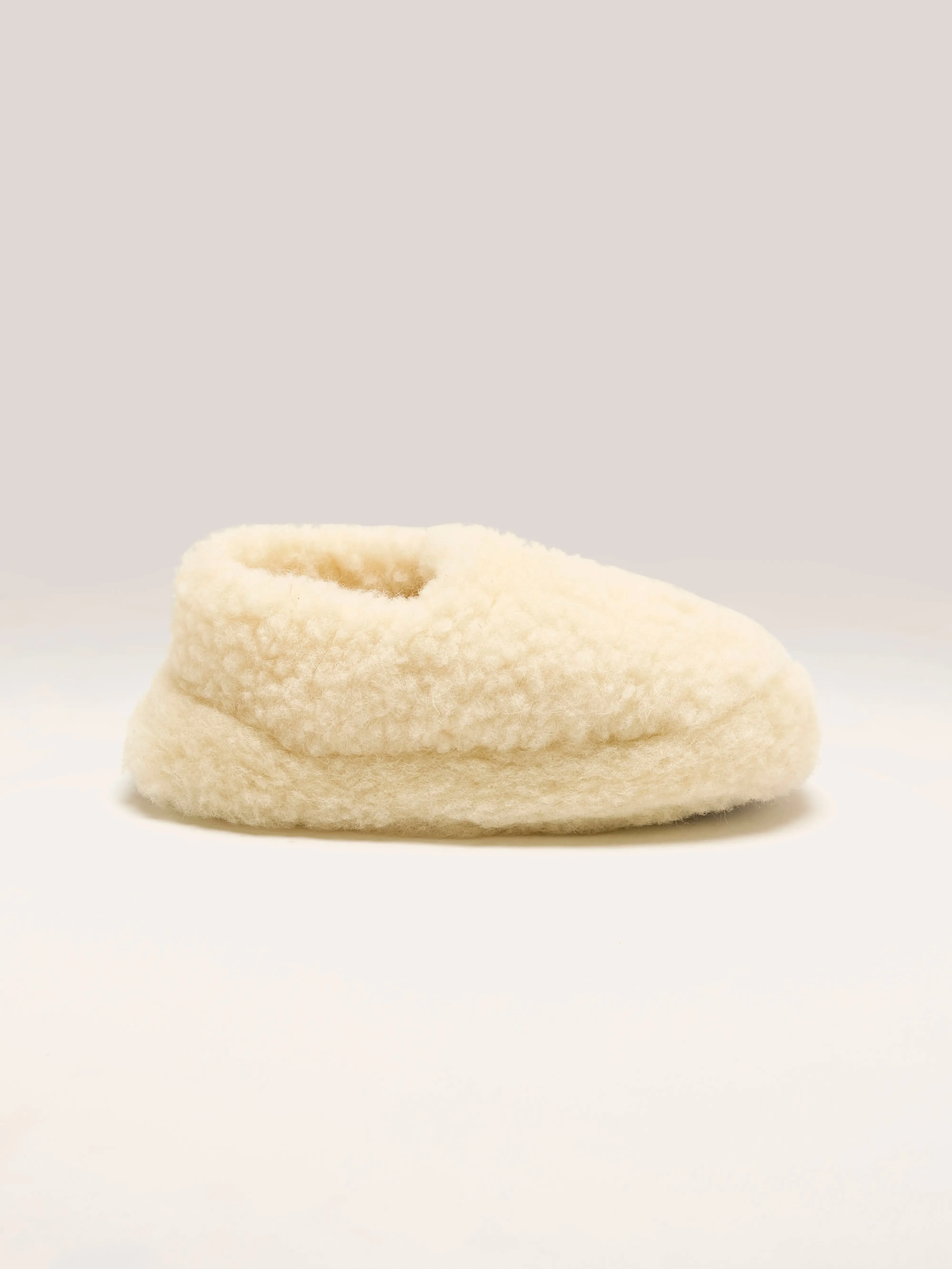 Siberian Slippers (242 / W / NATURAL) sold by Bellrose product image thumbnail 2