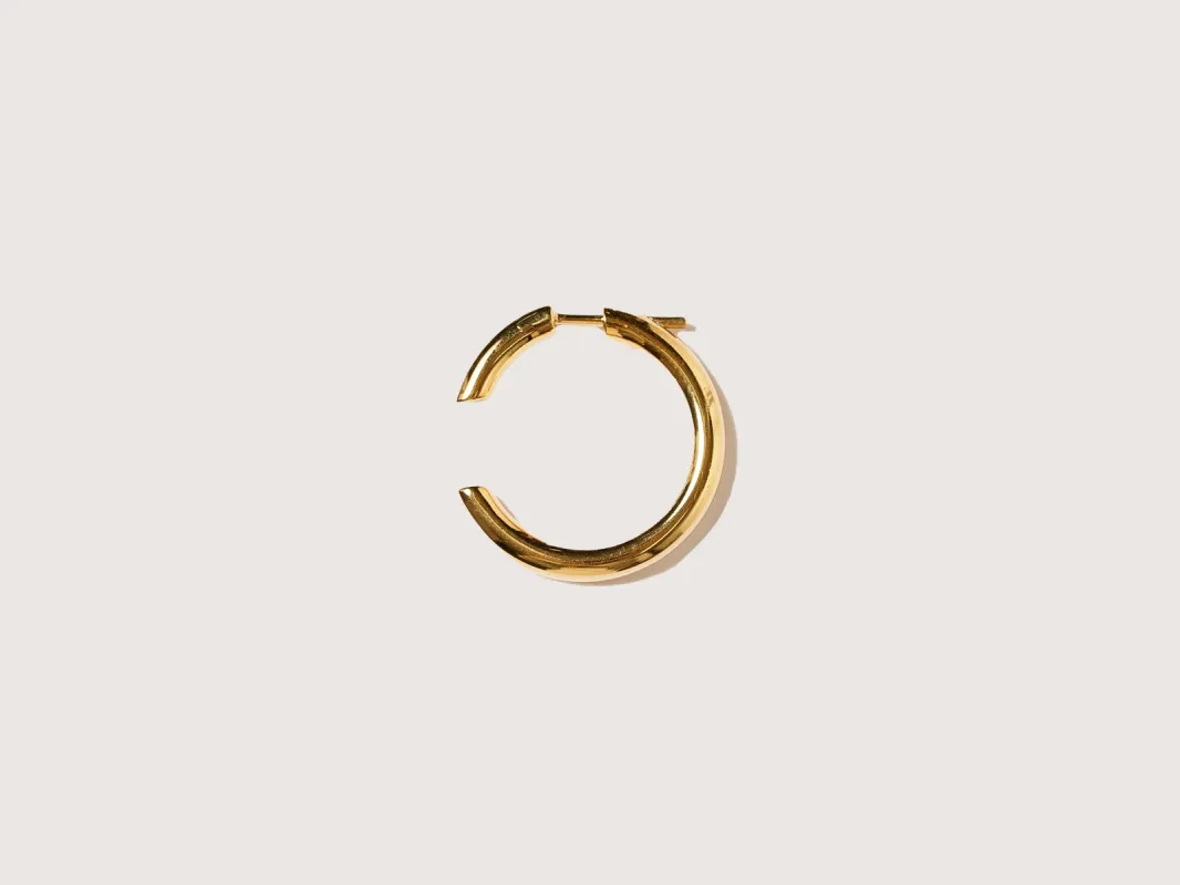Disrupted 22 Hoop Earring (242 / W / GOLD) made by Maria Black