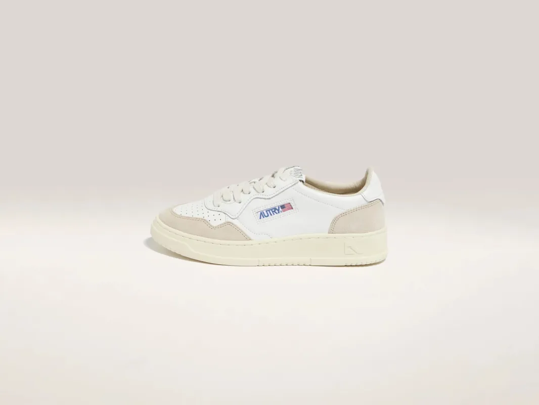 Medalist Low for Women (251 / W / WHITE) sold by Bellrose
