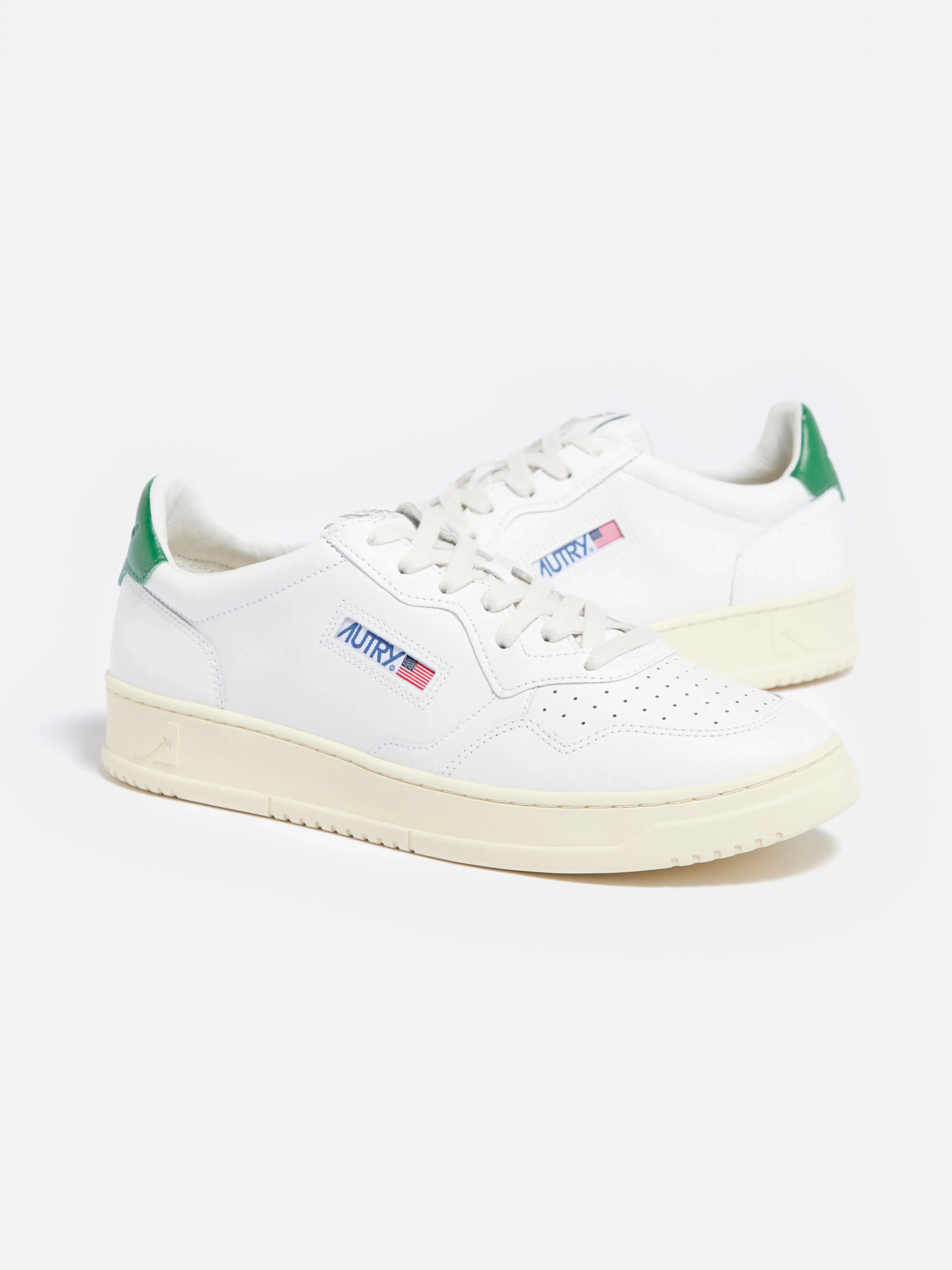 Medalist Low for Men (242 / M / WHITE) sold by Bellrose product image thumbnail 3