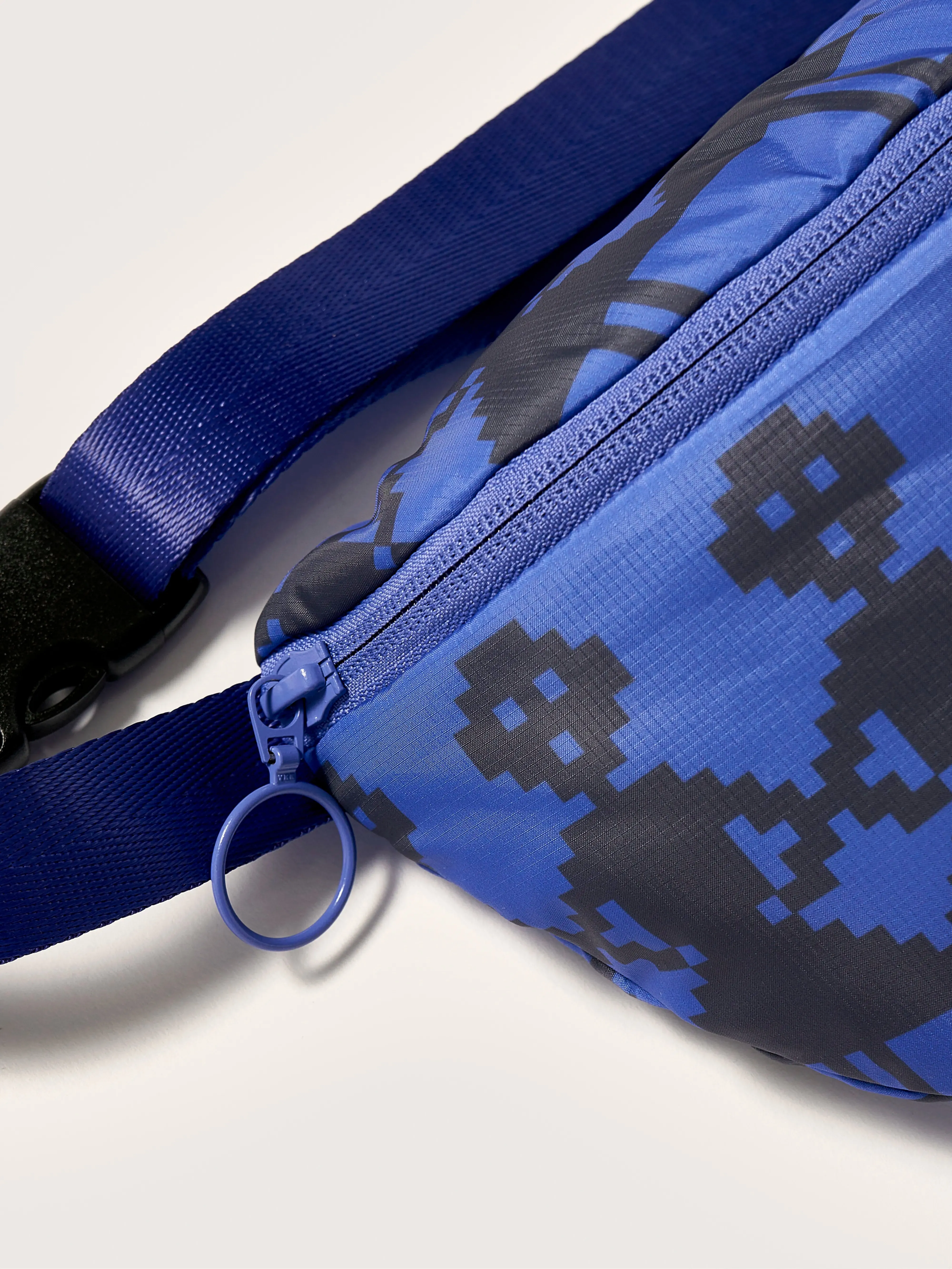 Hoazin waist bag (242 / G / DISPLAY A) sold by Bellrose product image thumbnail 5