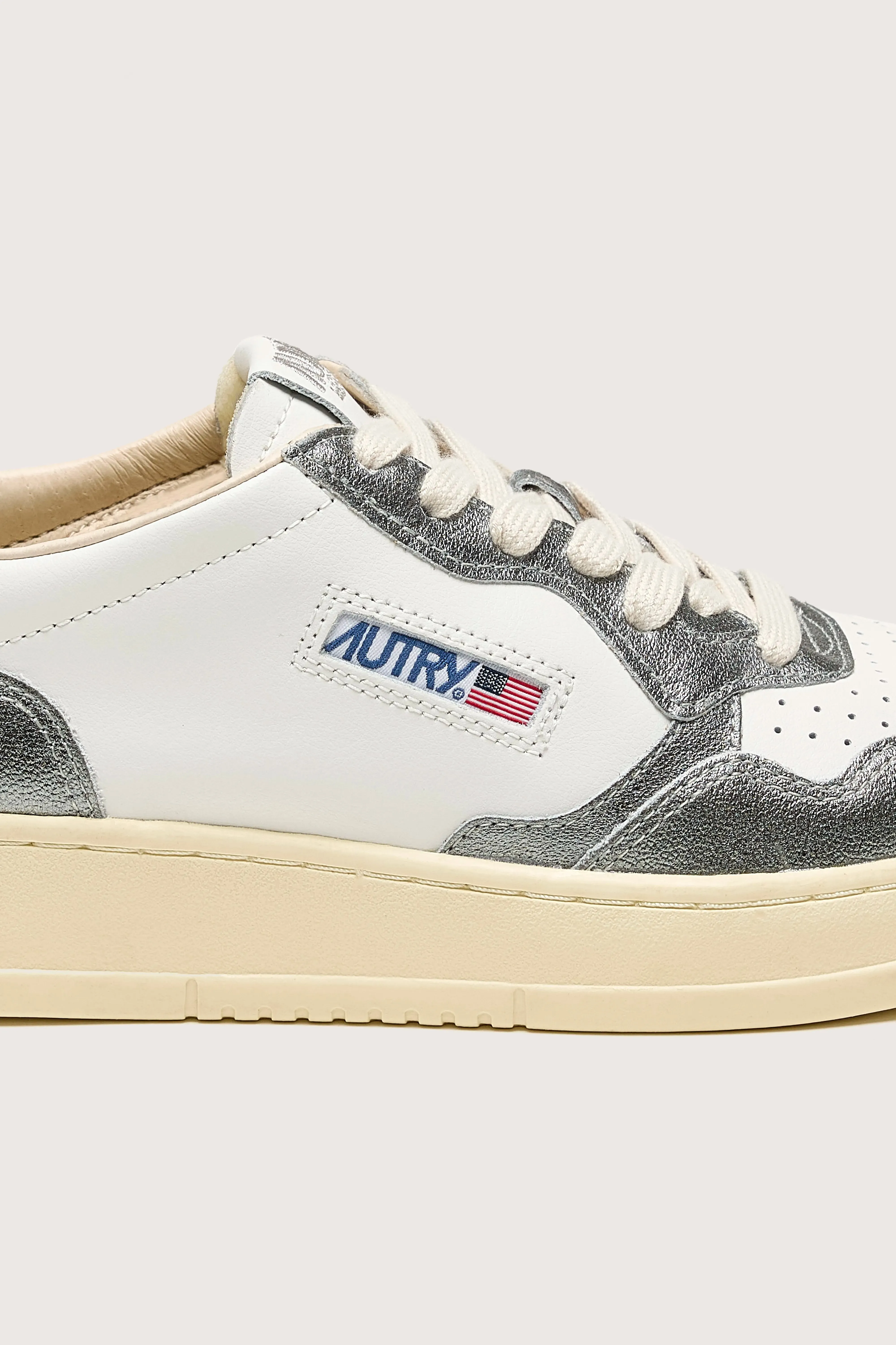 Medalist Low Bicolor For Women (242 / W / STEEL) sold by Bellrose product image thumbnail 5