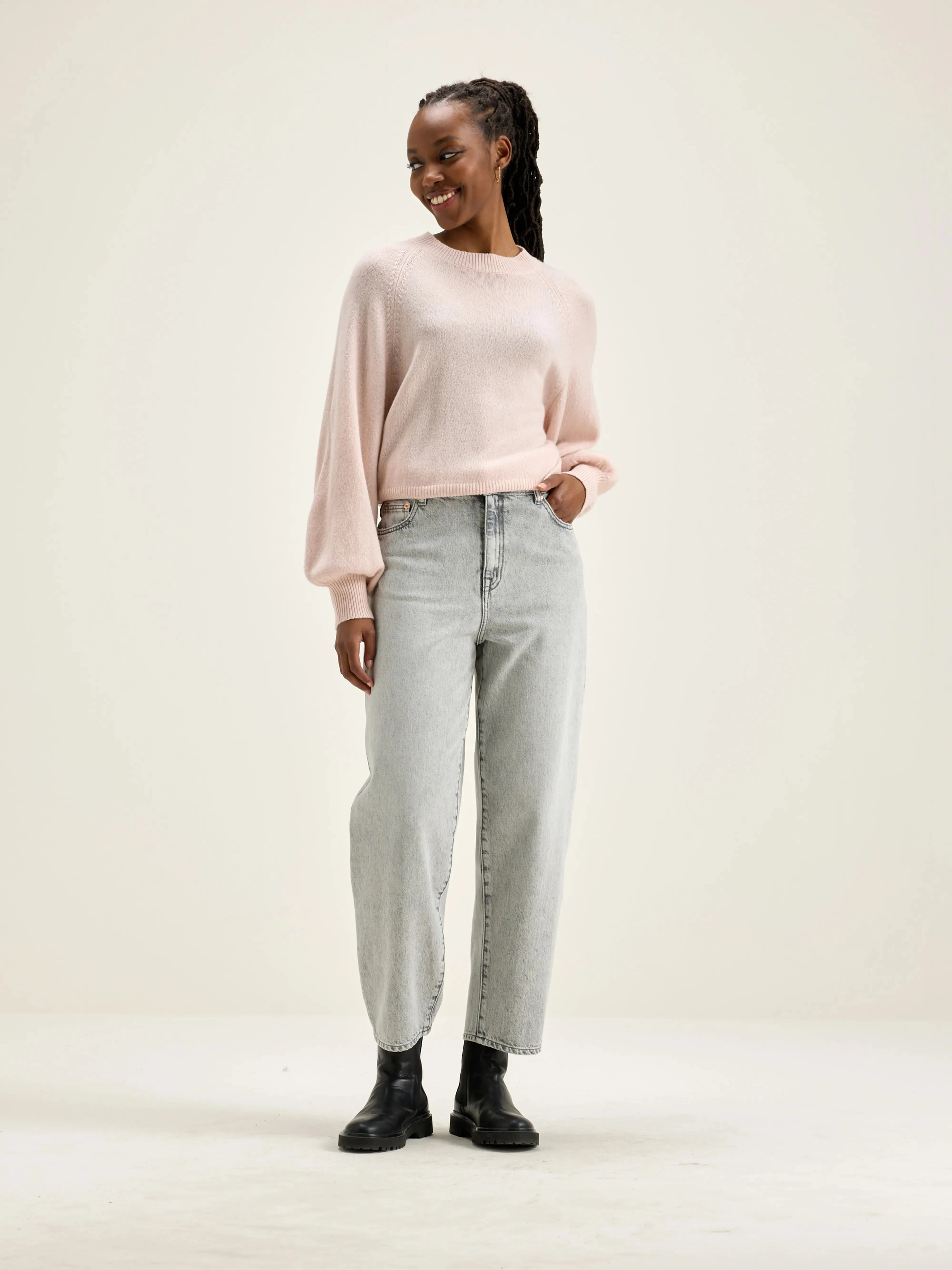 Ganto crew-neck sweater (242 / W / LIGHT ROSE) sold by Bellrose product image thumbnail 3