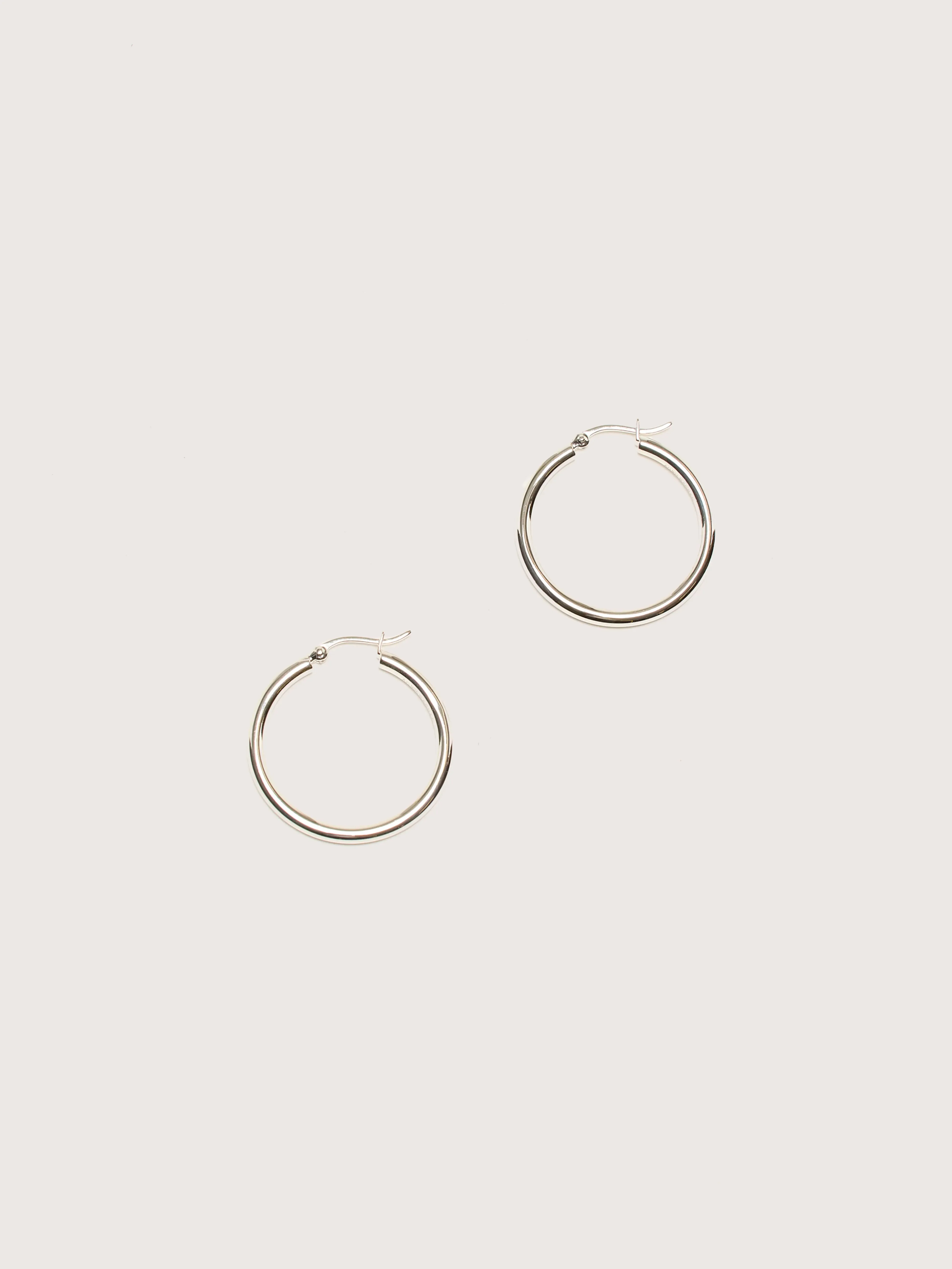 Oda Large Silver Hoop Earrings (242 / W / SILVER) sold by Bellrose product image thumbnail 2