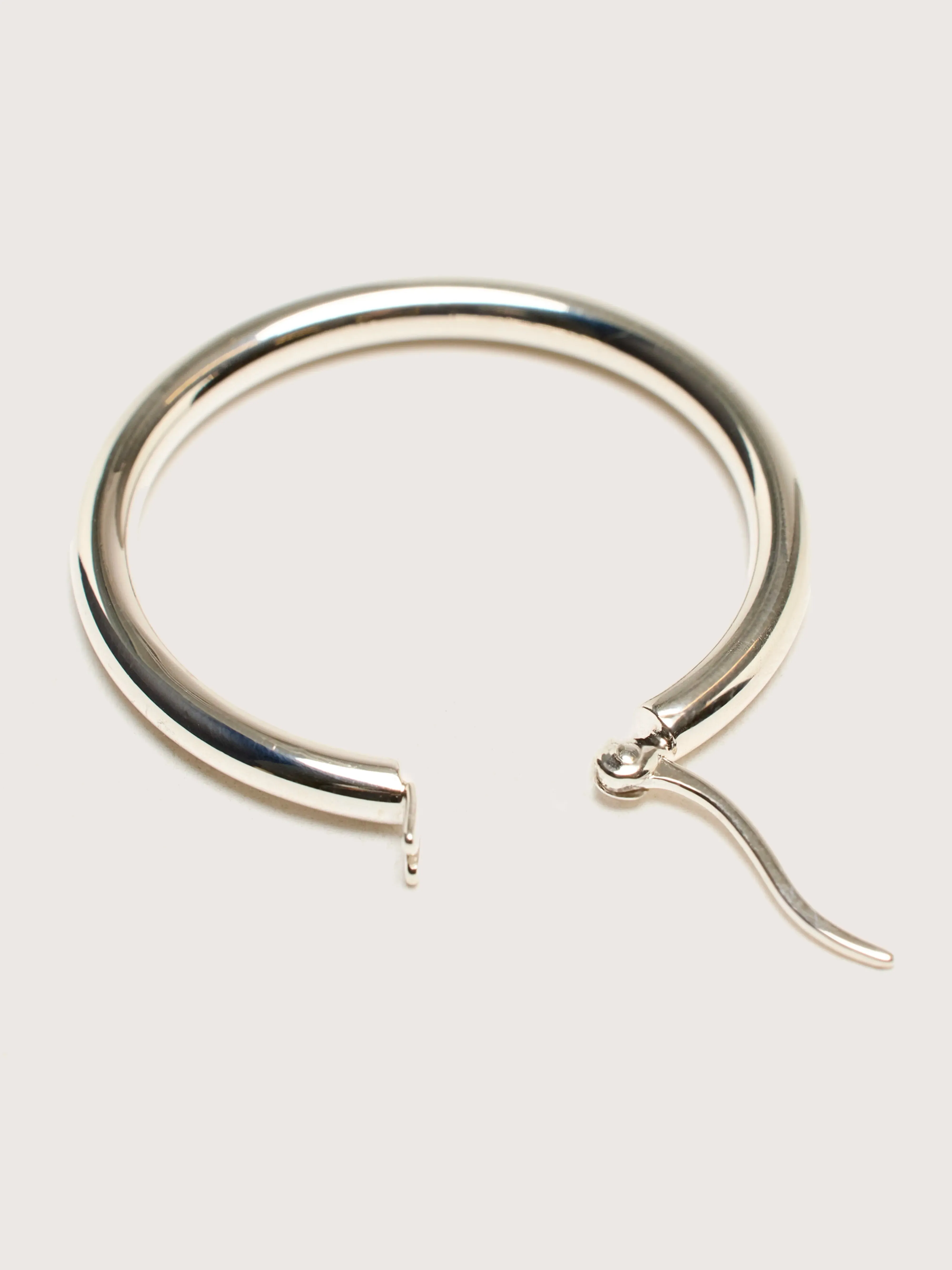 Oda Large Silver Hoop Earrings (242 / W / SILVER) sold by Bellrose product image thumbnail 4