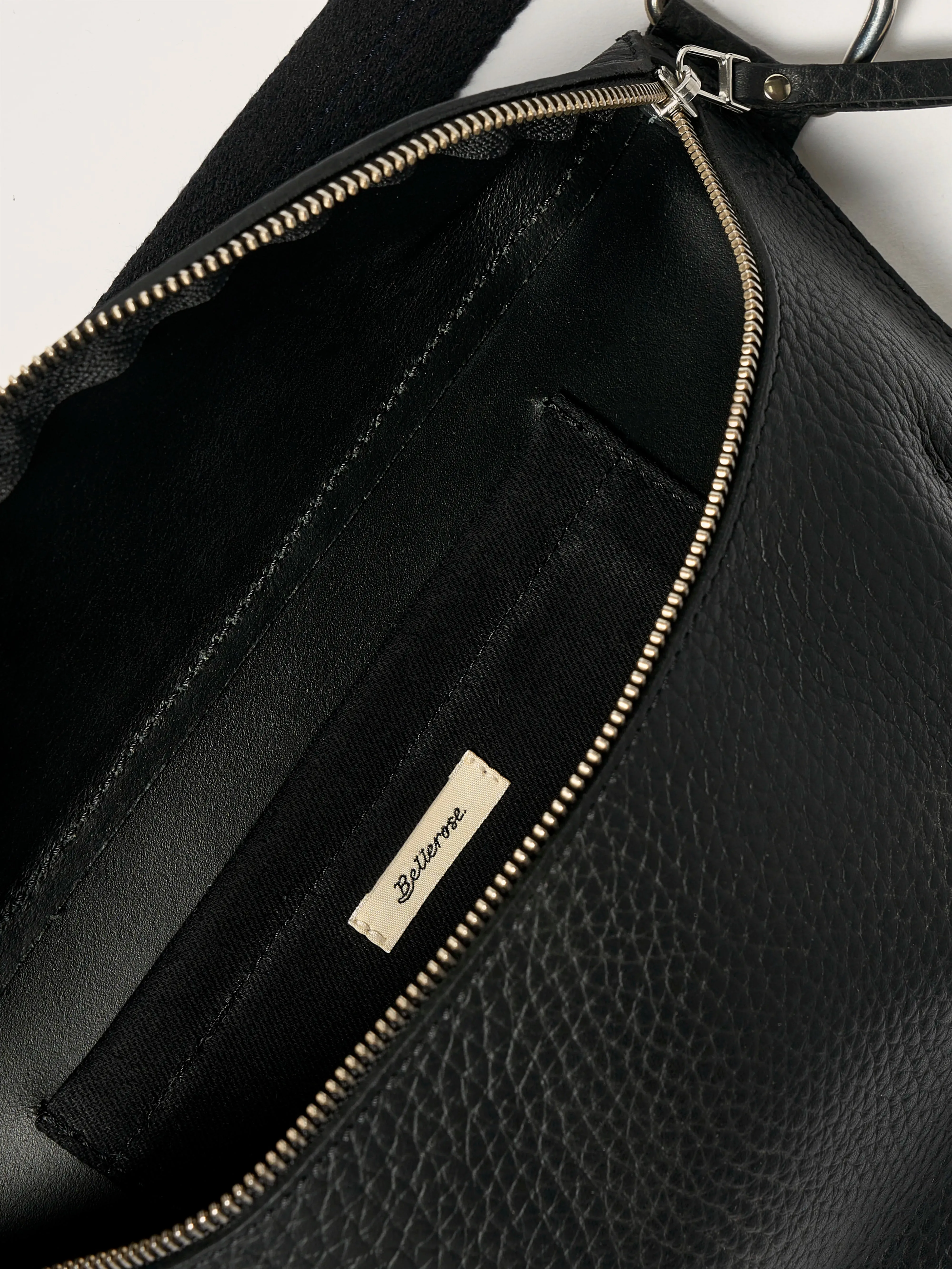 Sorie sling bag (242 / M / BLACK) sold by Bellrose product image thumbnail 3