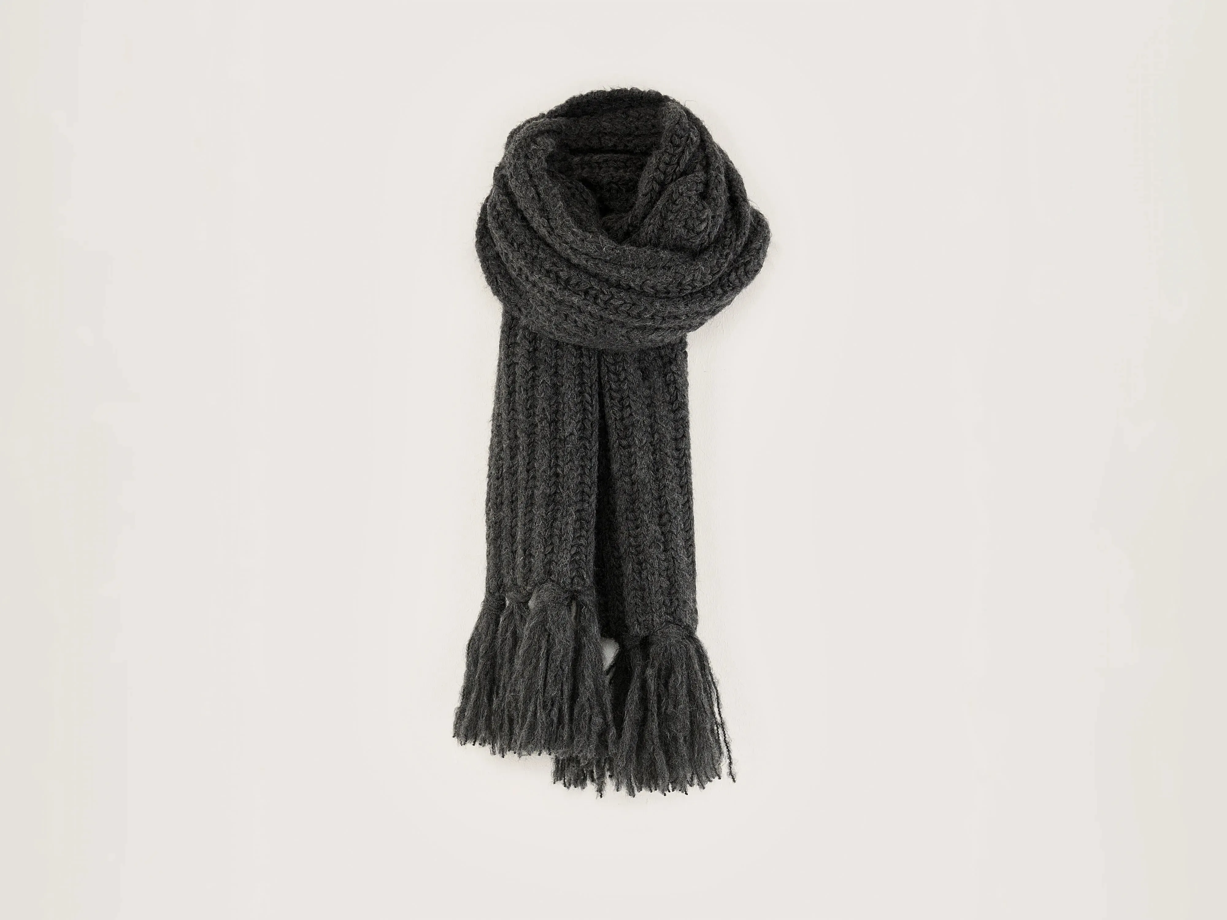 Lioko ribbed scarf (242 / M / MID GREY) sold by Bellrose