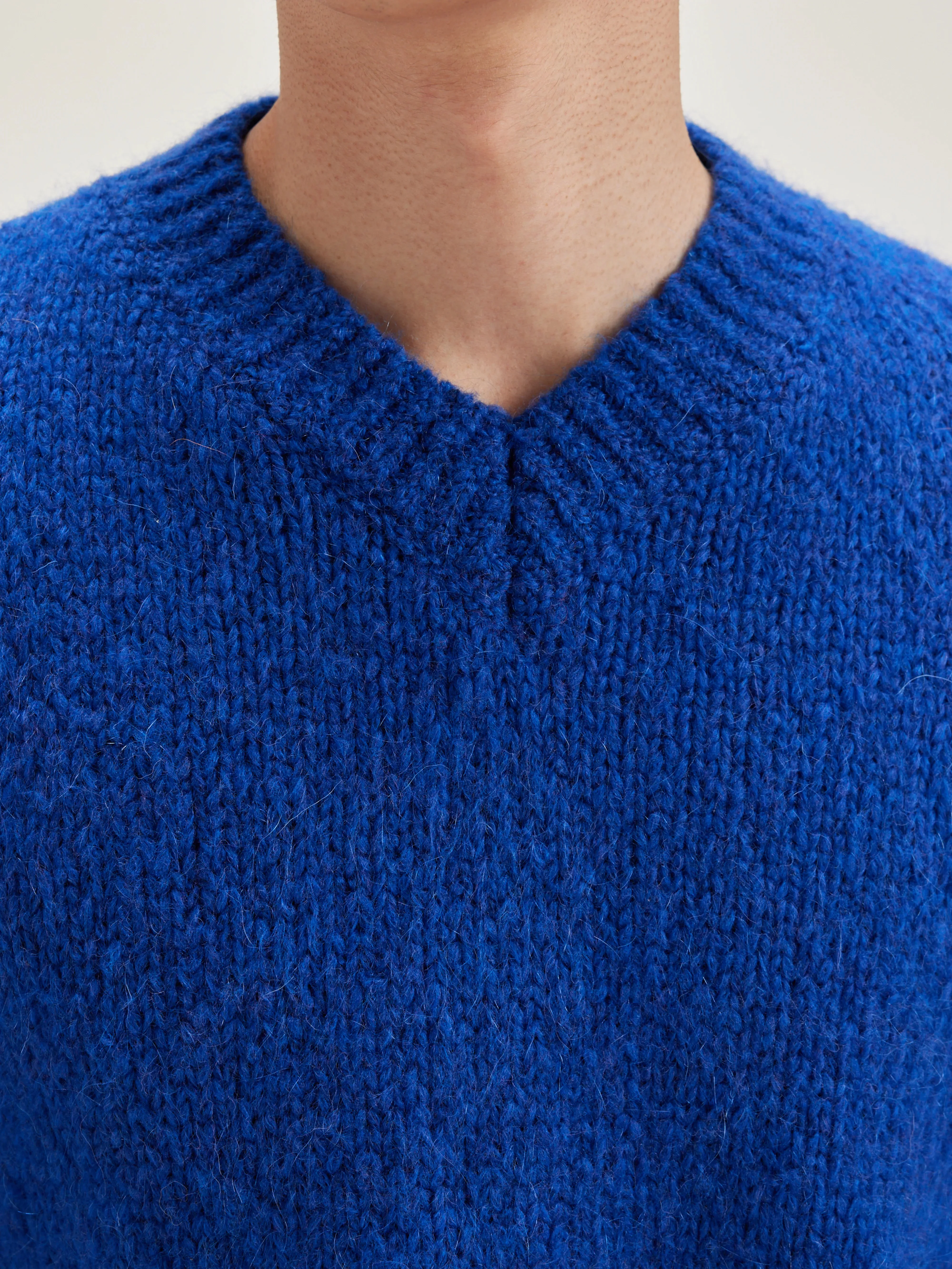 Liora v-neck sweater (242 / M / KLEIN) sold by Bellrose product image thumbnail 5