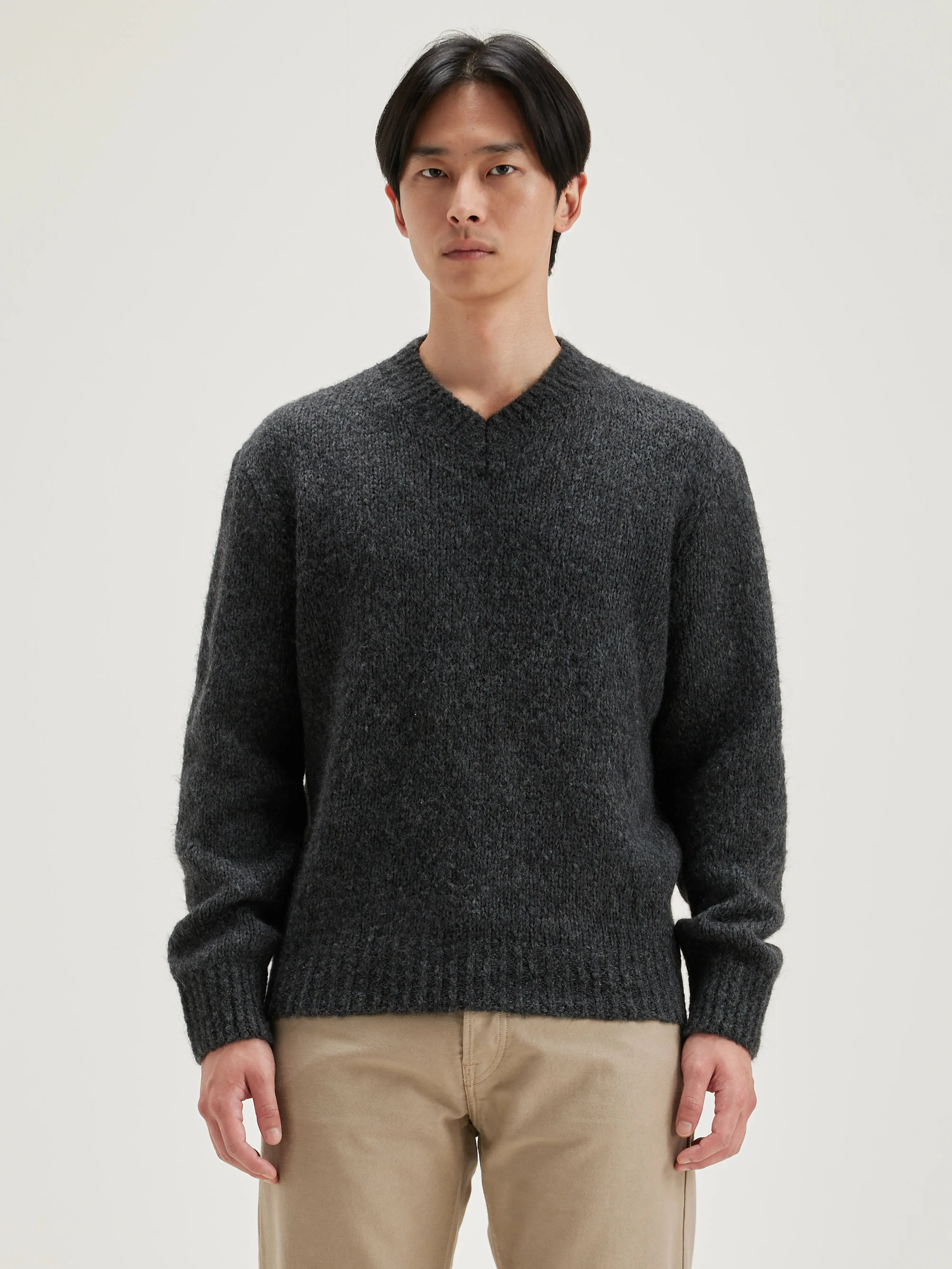 Liora v-neck sweater (242 / M / MID GREY) sold by Bellrose product image thumbnail 2