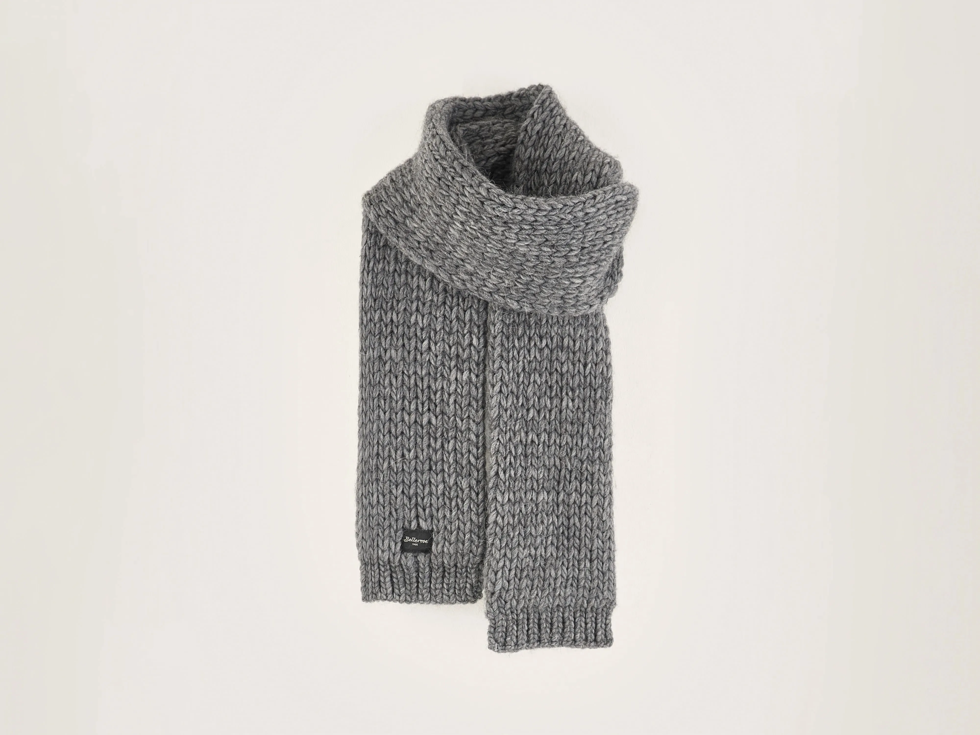 Kou knitted scarf (242 / W / MID GREY) sold by Bellrose