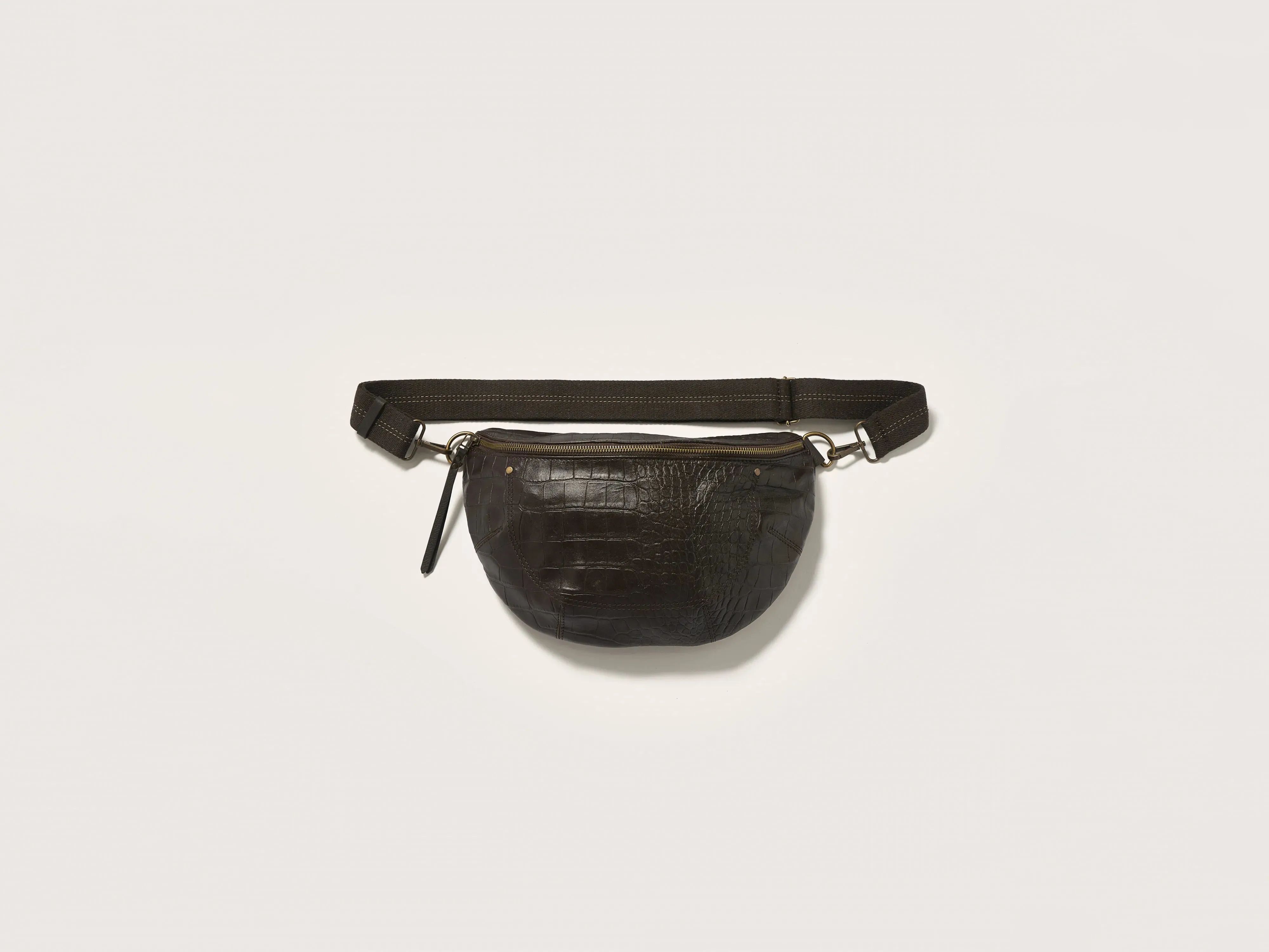 Souply sling bag (242 / W / EBENE) sold by Bellrose