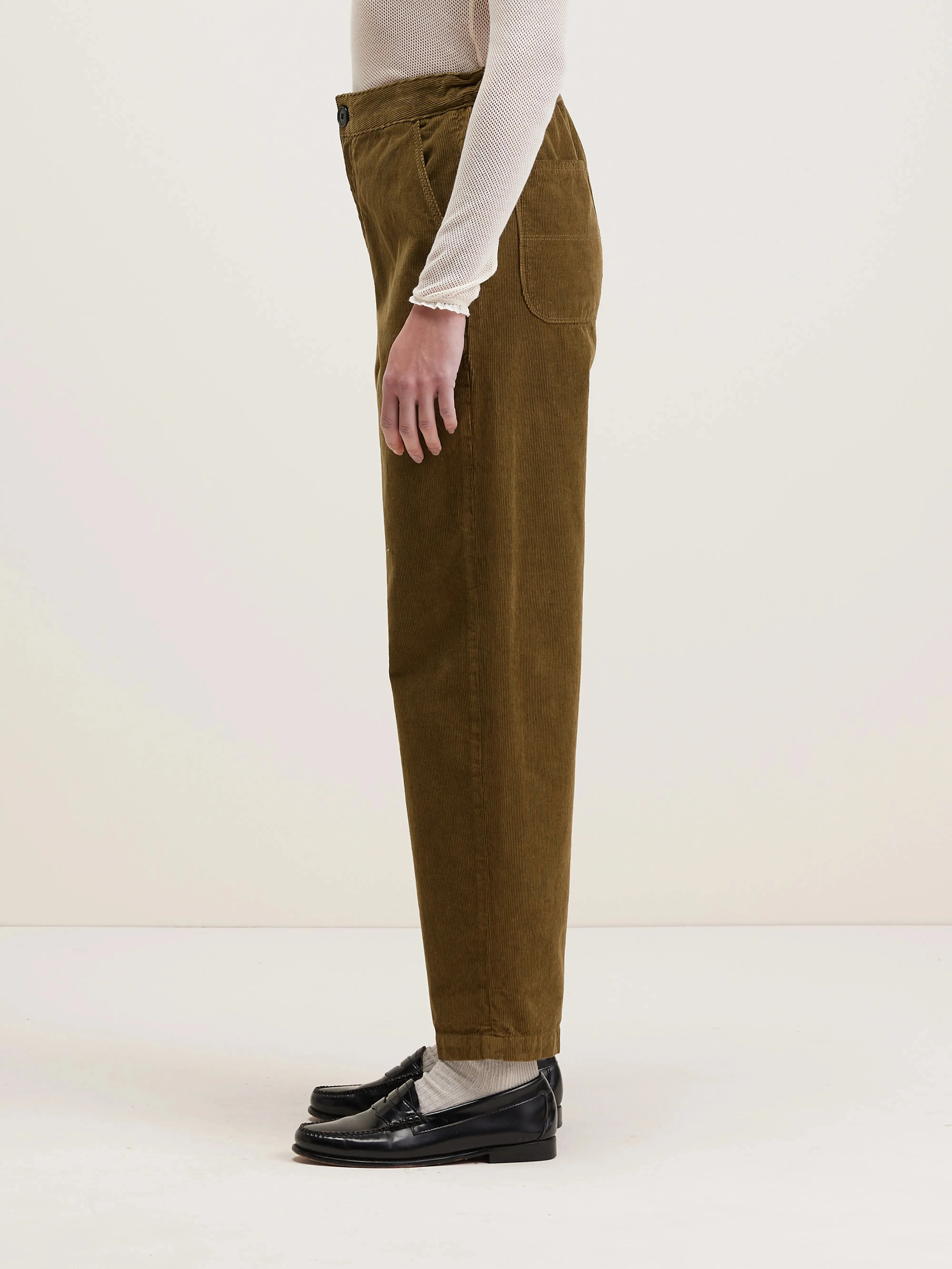 Pasop relaxed trousers (242 / W / MILITARY) sold by Bellrose product image thumbnail 5