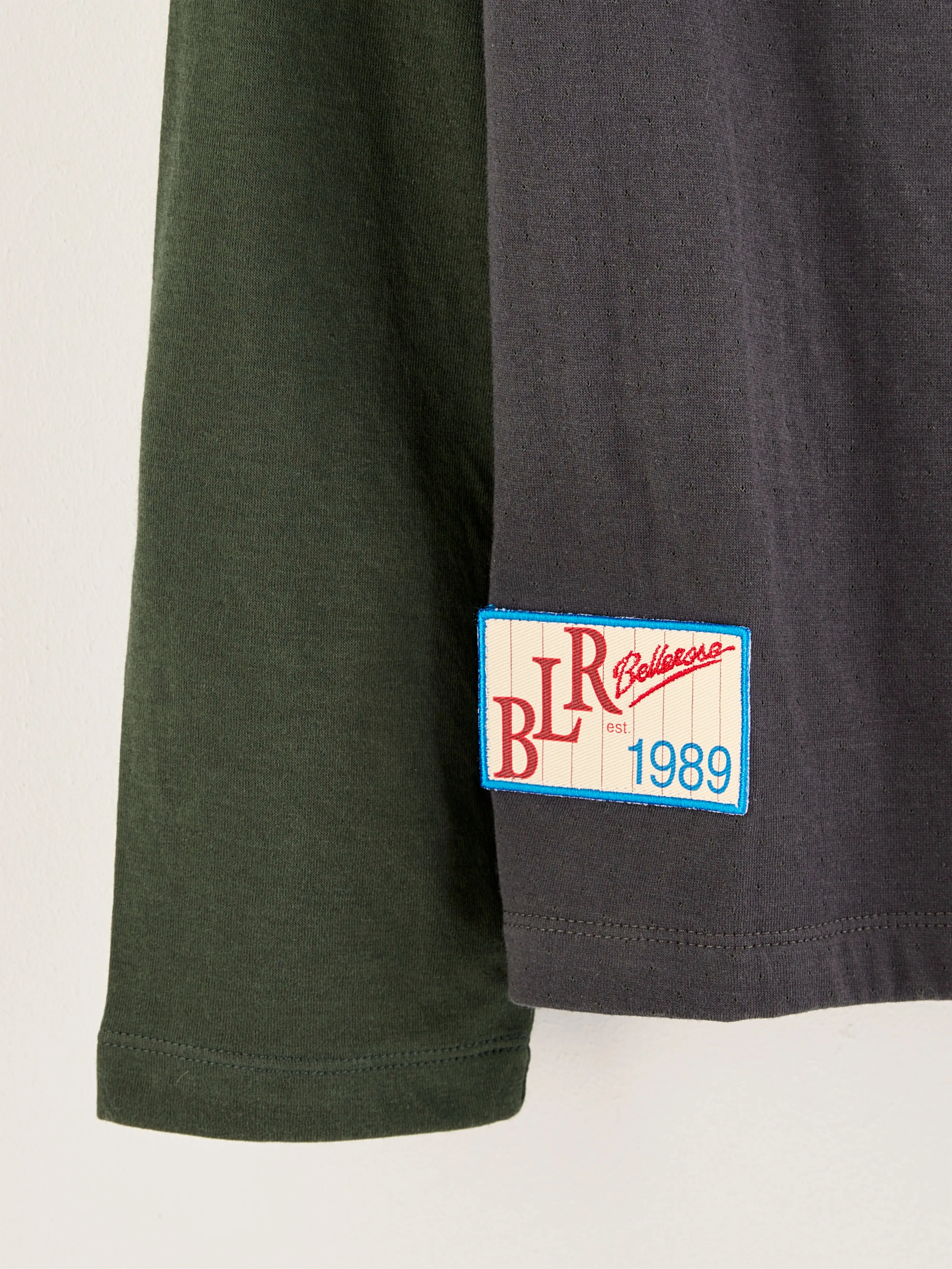 Fanos long-sleeve t-shirt (242 / B / AMERICA) sold by Bellrose product image thumbnail 3