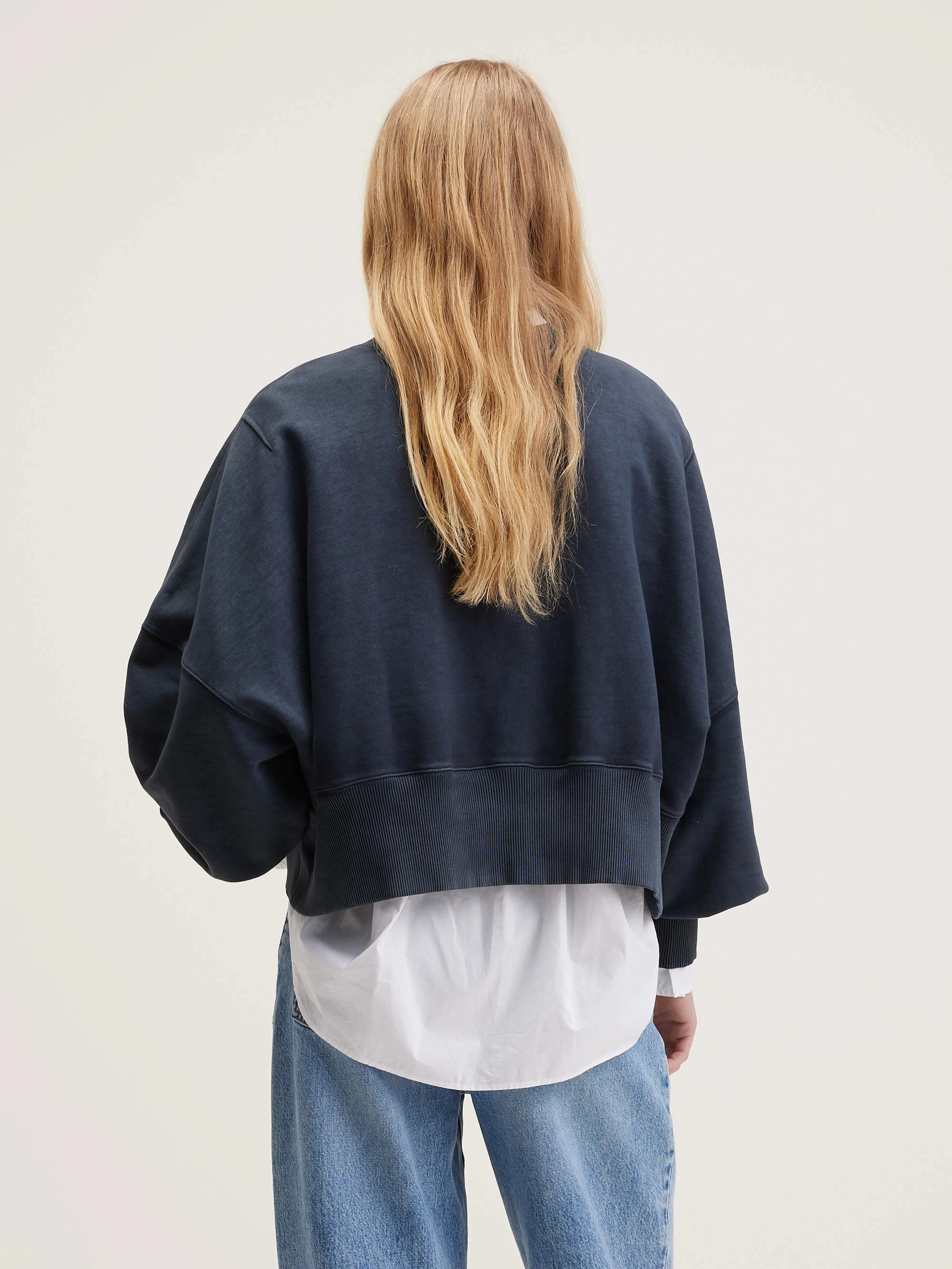 Salva cropped sweatshirt (242 / W / BLACK BEAUTY) sold by Bellrose product image thumbnail 4