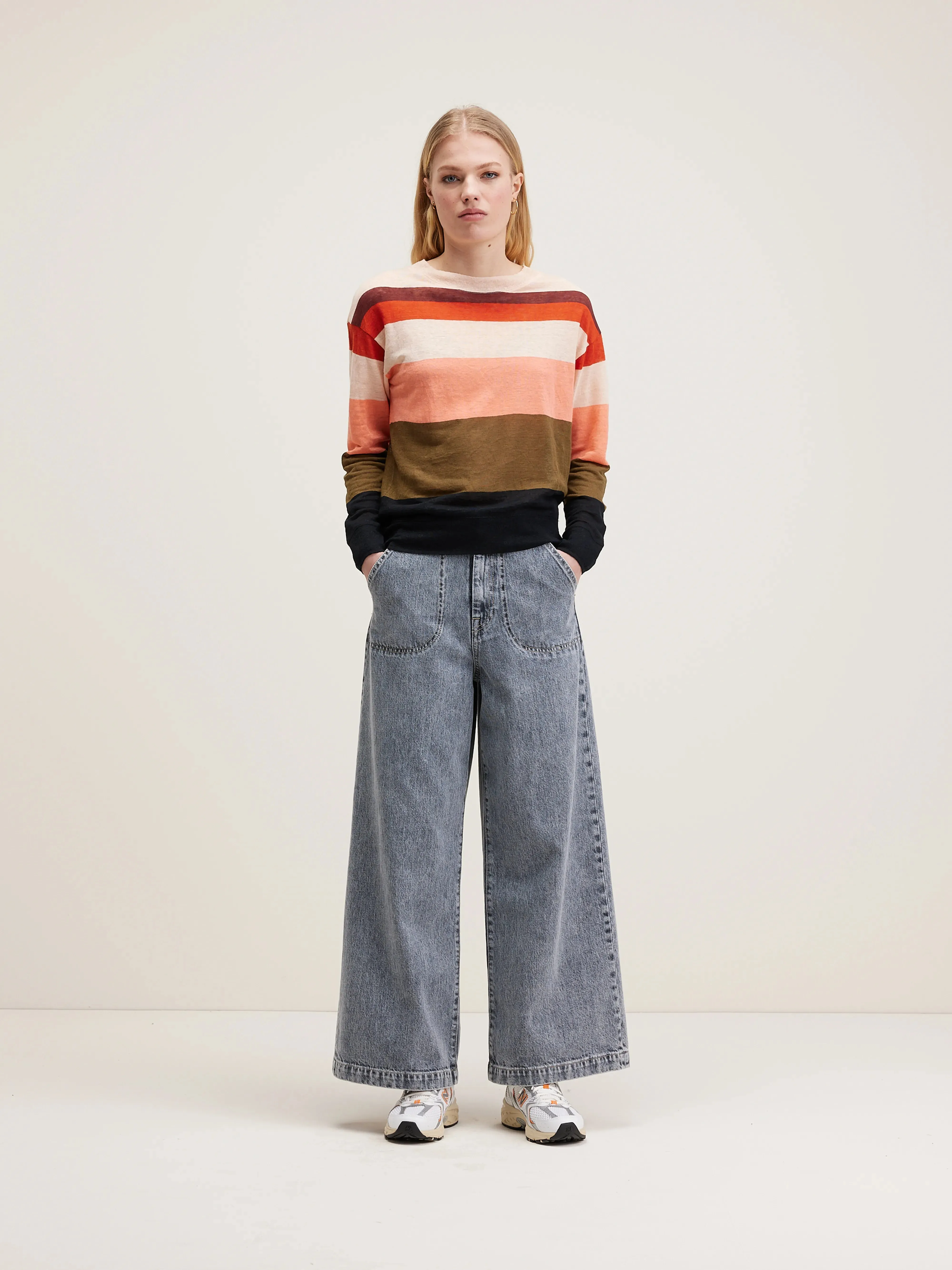 Senia relaxed t-shirt (242 / W / STRIPE B) sold by Bellrose product image thumbnail 3