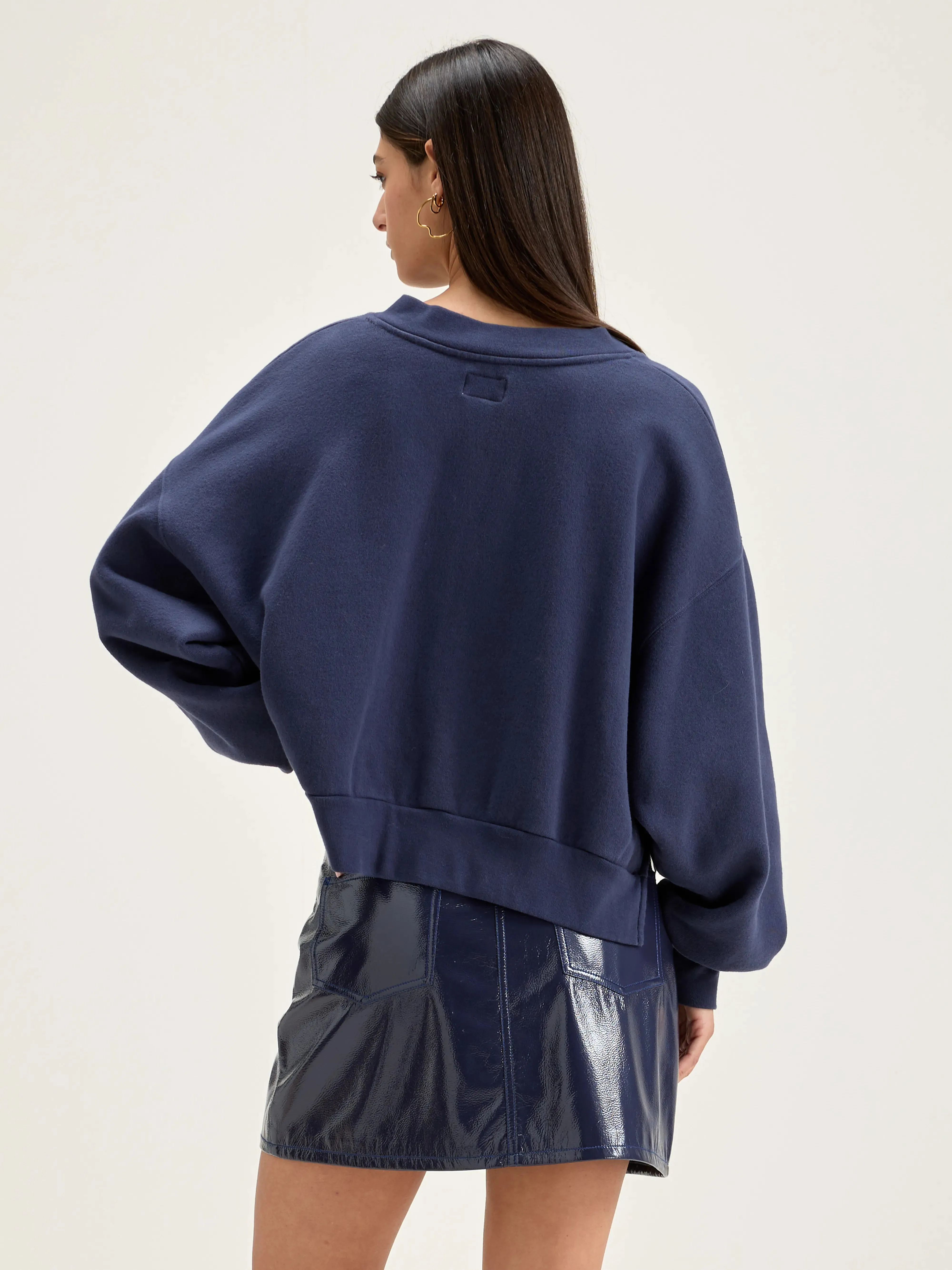 Varola v-neck sweatshirt (242 / W / NAVAL) sold by Bellrose product image thumbnail 4