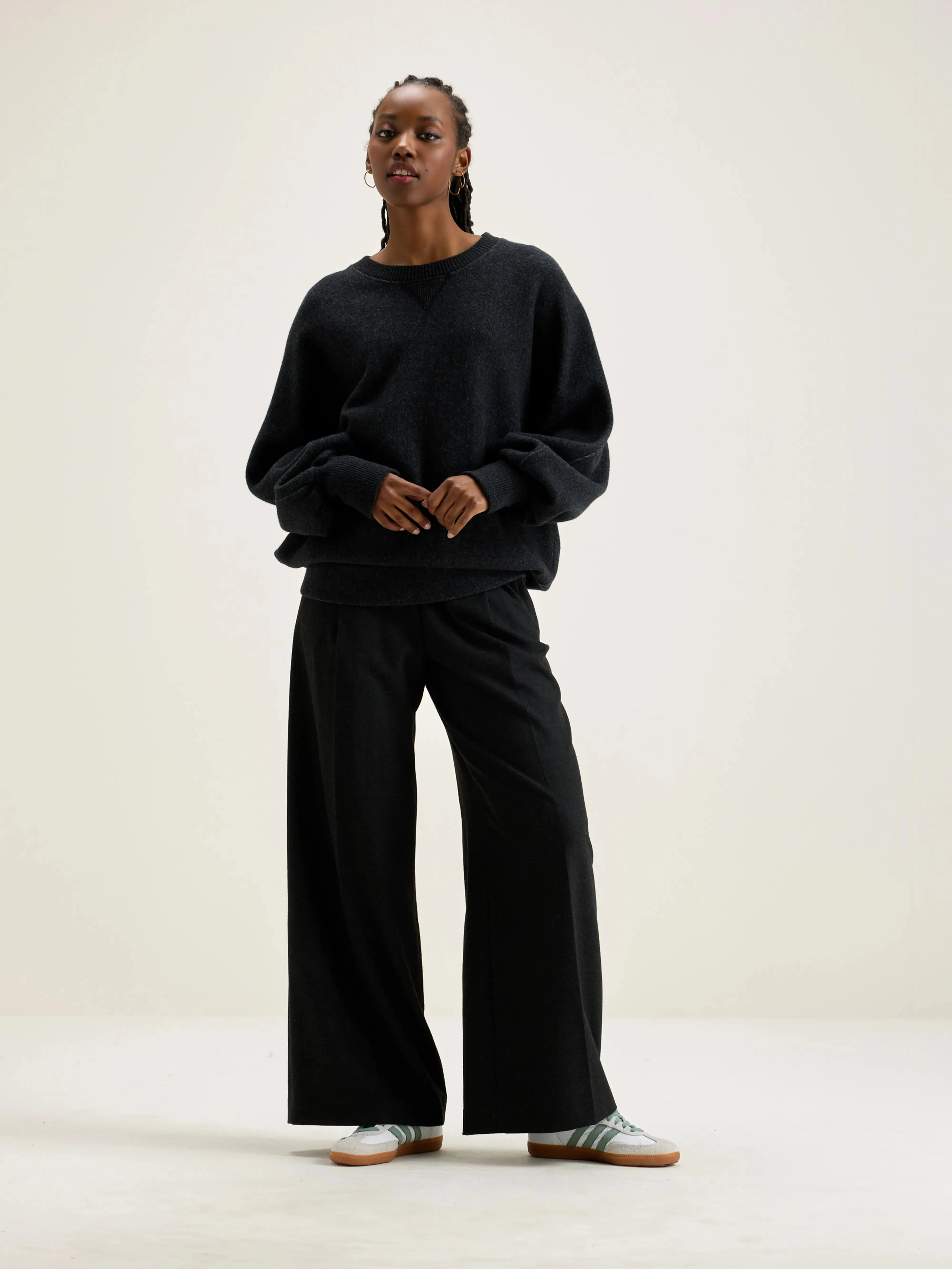 Milos crew-neck sweatshirt (242 / W / OFF BLACK) sold by Bellrose product image thumbnail 3