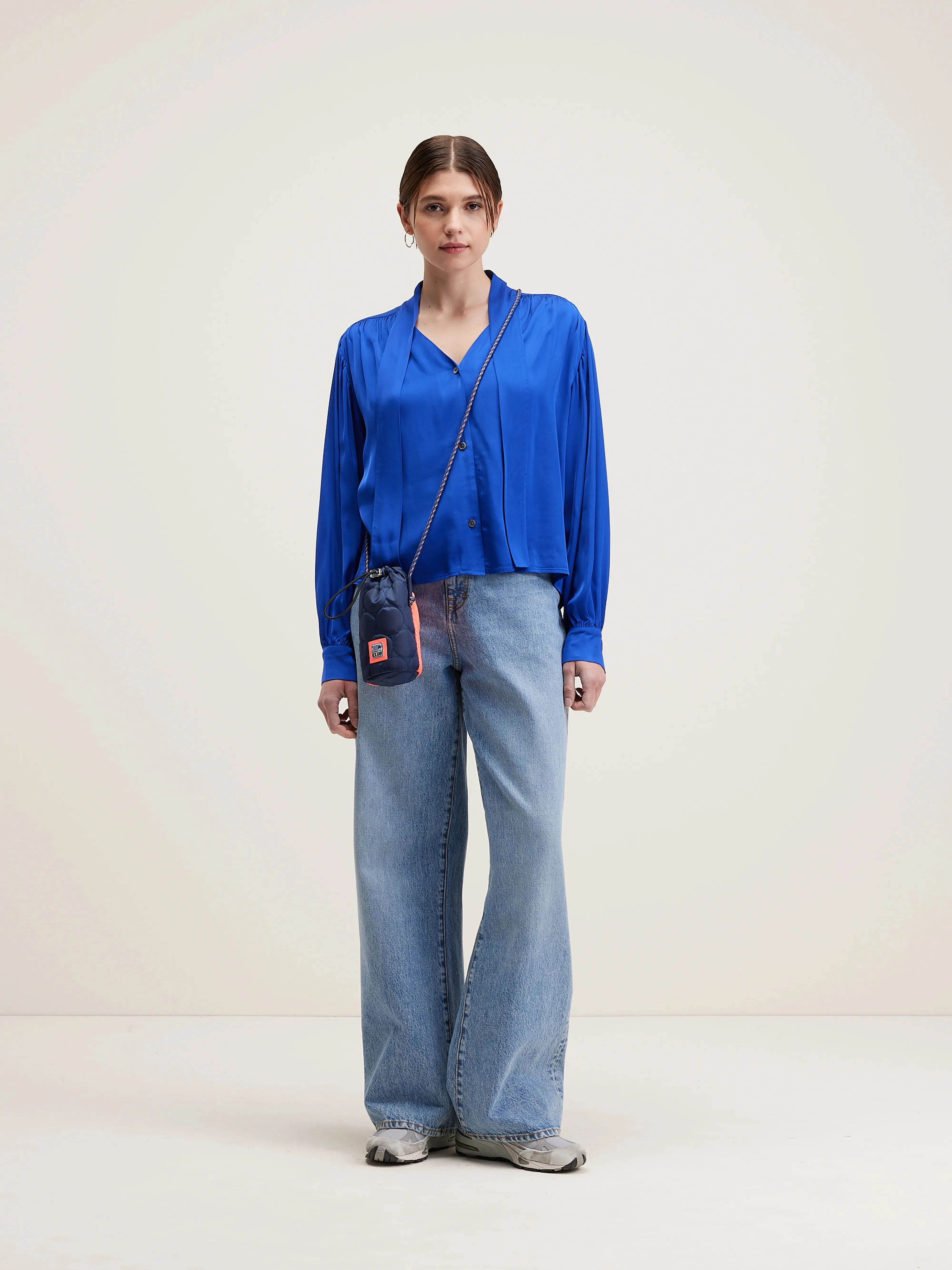 Pragues classic blouse (242 / W / LAZULI) sold by Bellrose product image thumbnail 3