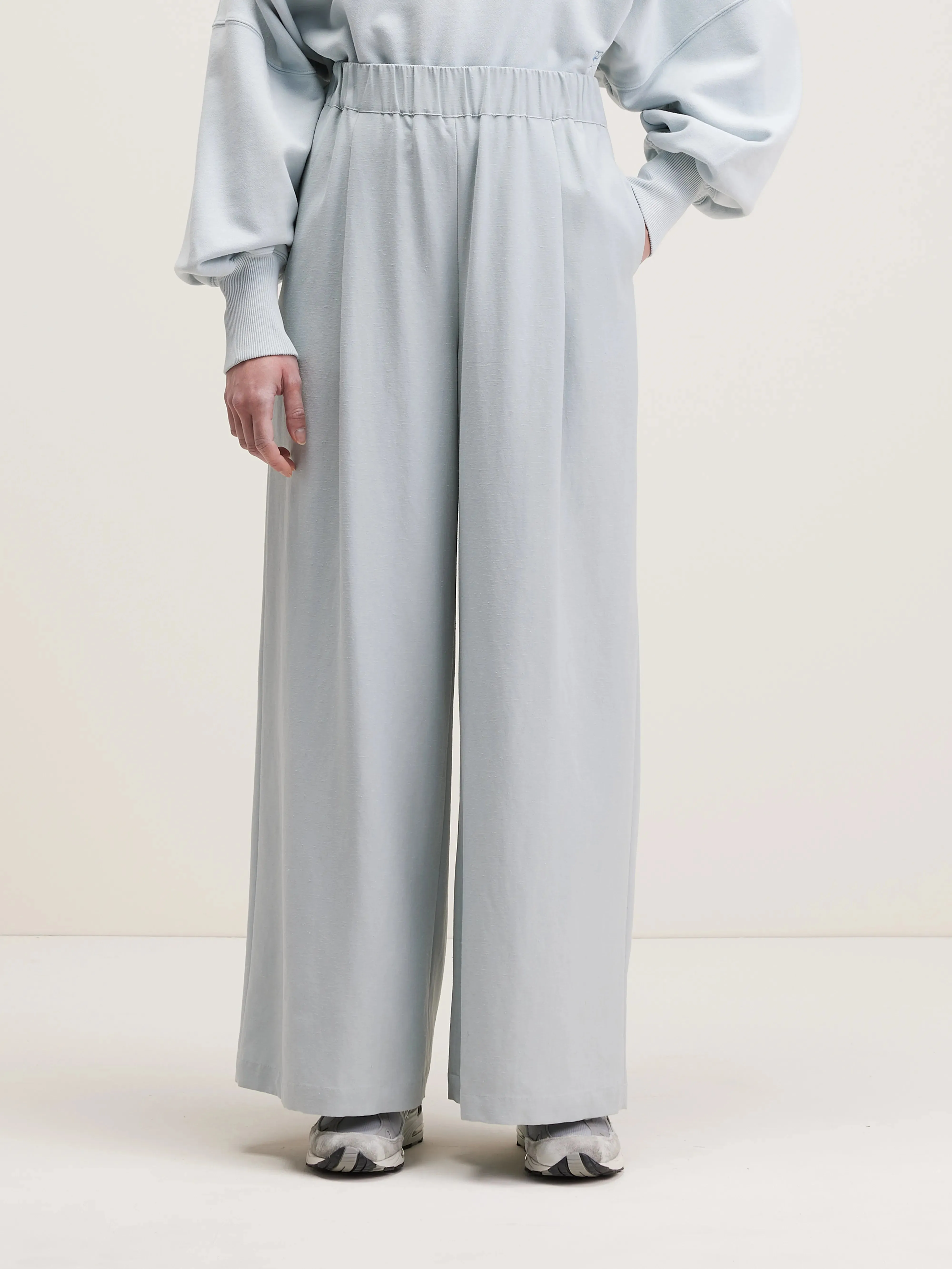 Vezza straight wide trousers (242 / W / GIVRE) sold by Bellrose product image thumbnail 3