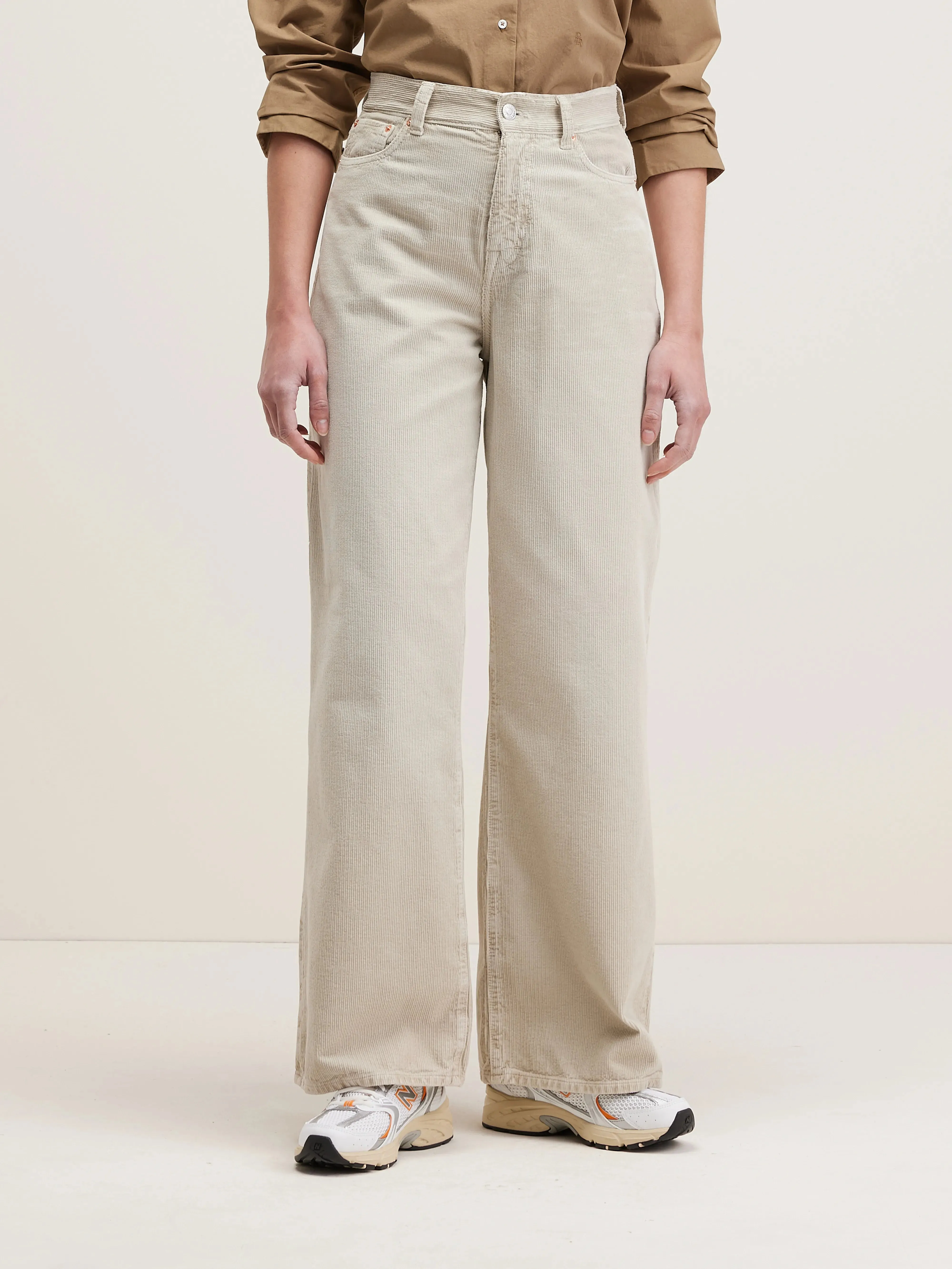 Denim N. 64 wide Jeans (242 / W / CREAM) sold by Bellrose product image thumbnail 3