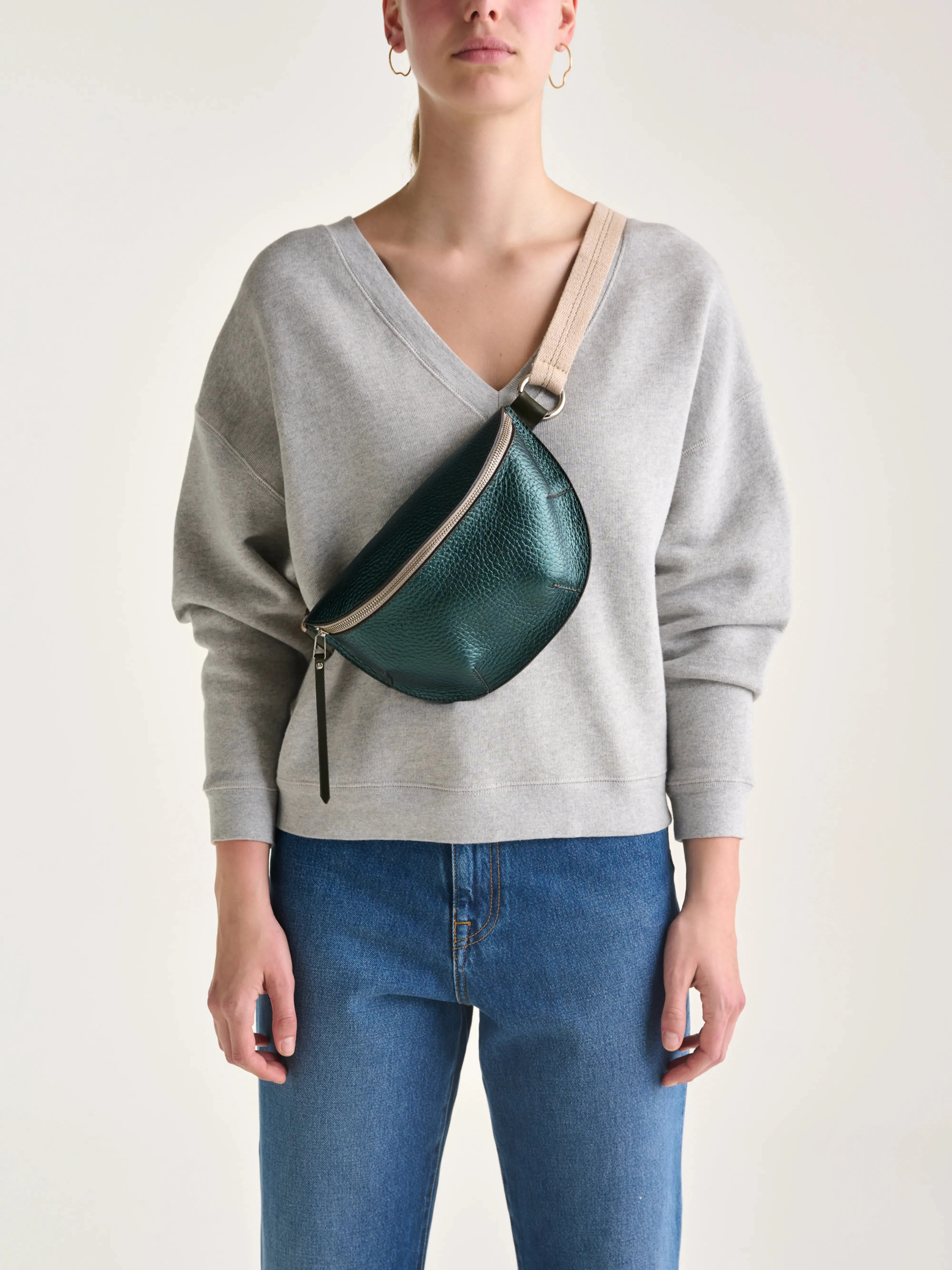 Rosie sling bag (242 / W / HUNTER) sold by Bellrose product image thumbnail 3