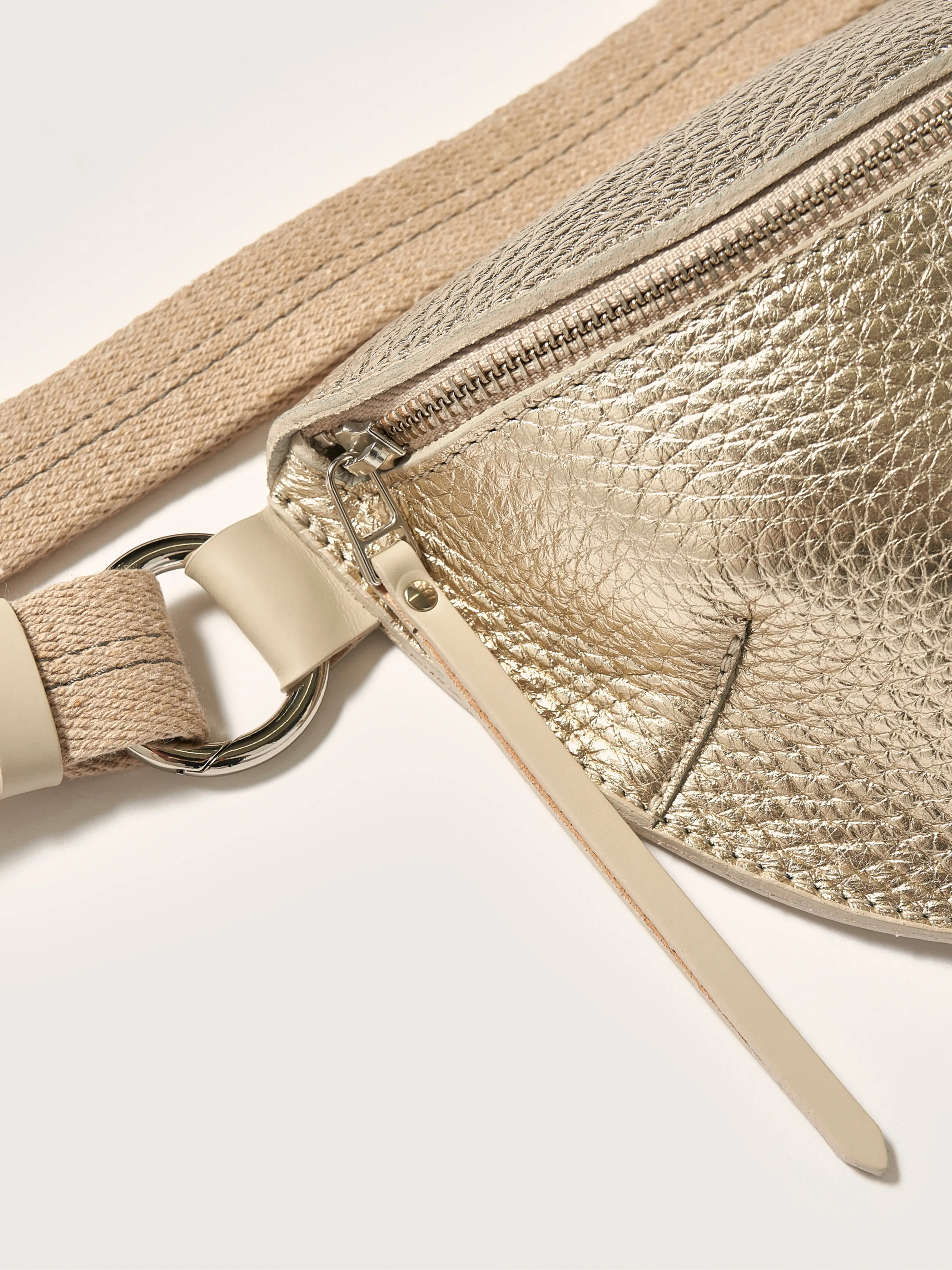 Rosie sling bag (242 / W / SMOKE GREY) sold by Bellrose product image thumbnail 4