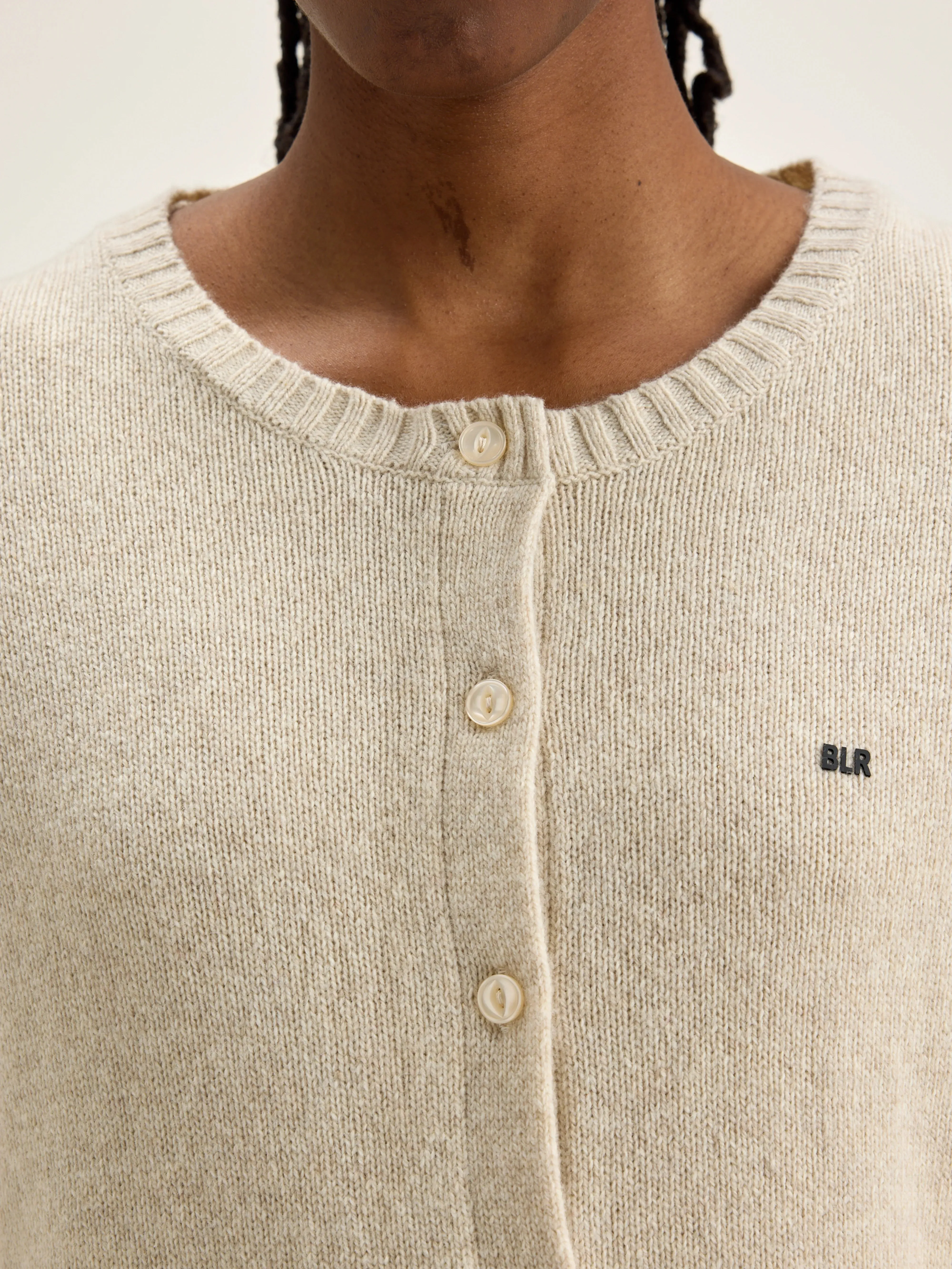 Giwes crew-neck cardigan (242 / W / SUGARCANE) sold by Bellrose product image thumbnail 5