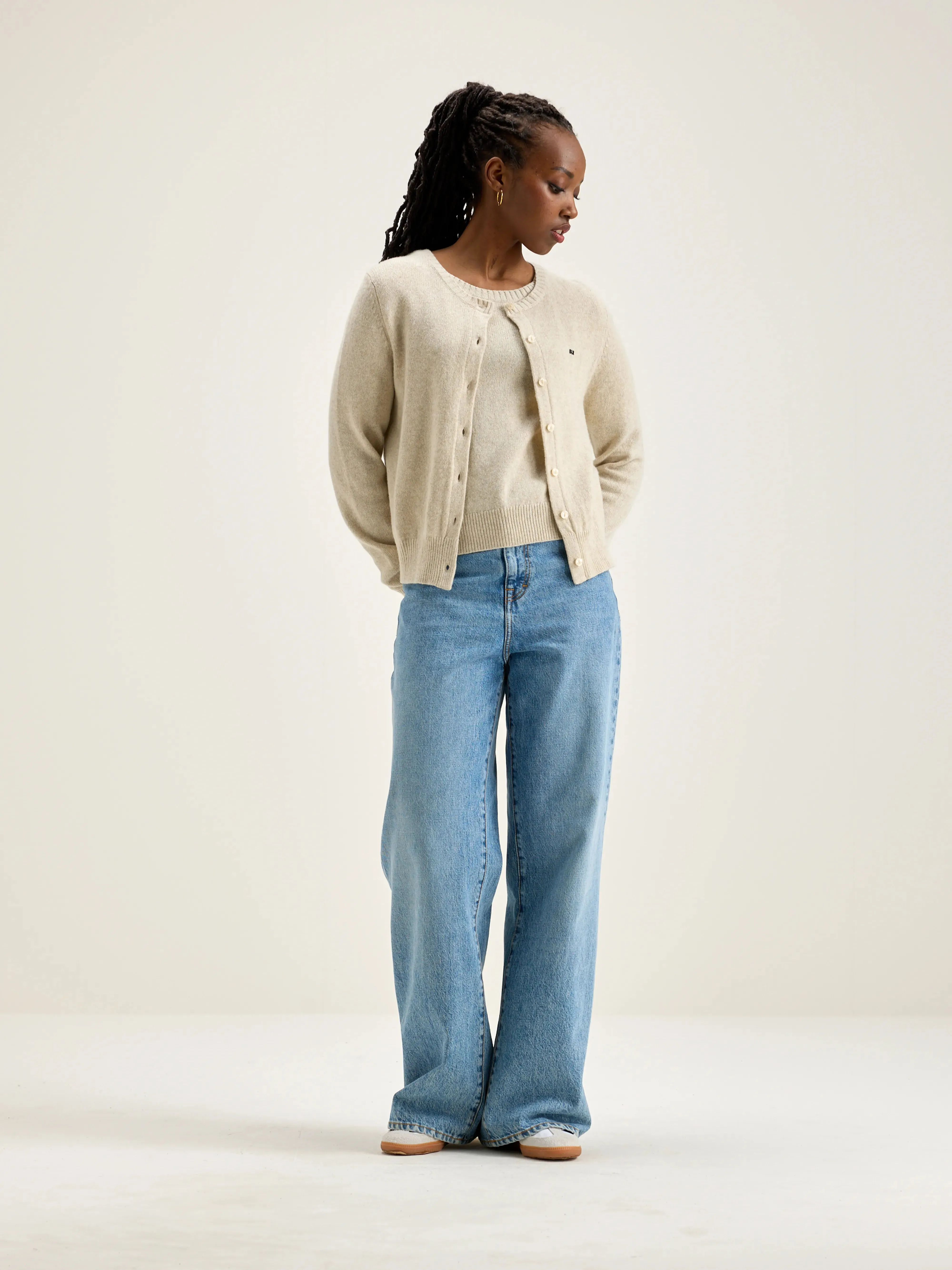 Giwes crew-neck cardigan (242 / W / SUGARCANE) sold by Bellrose product image thumbnail 3