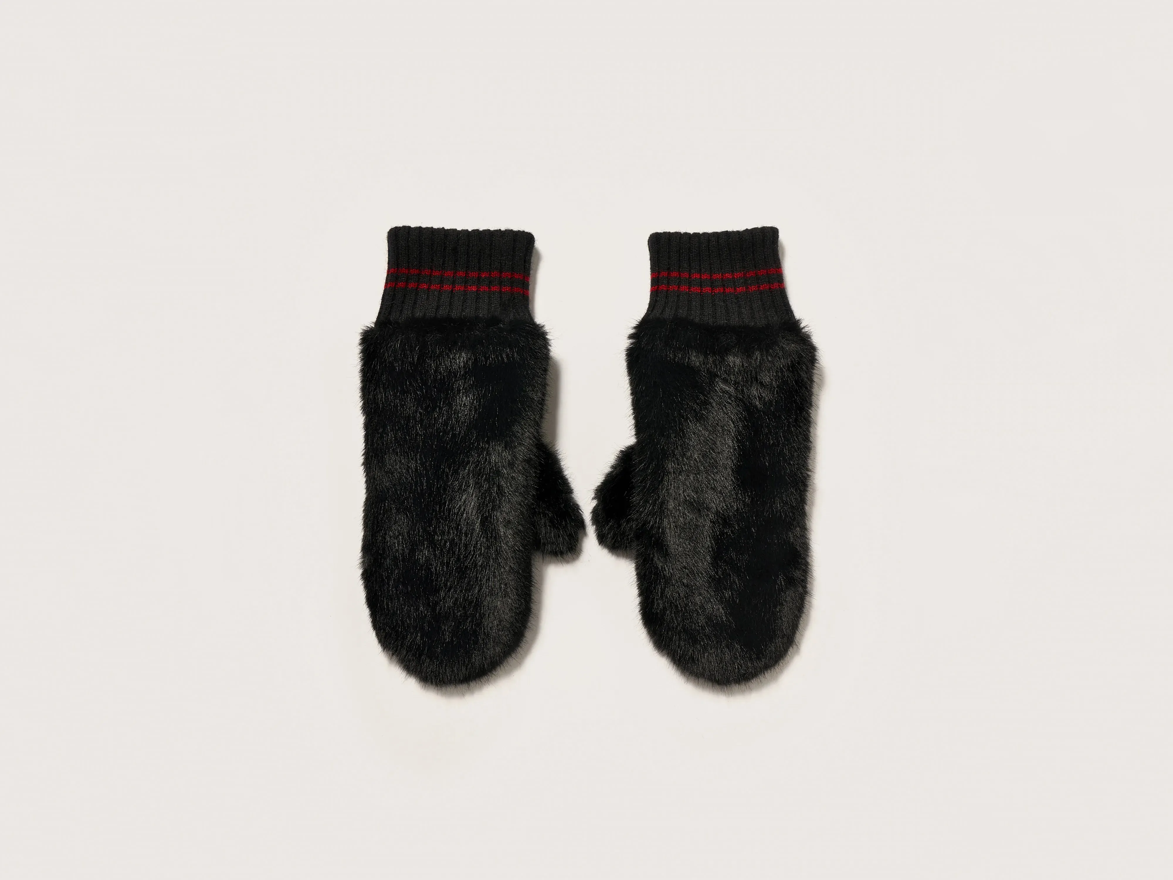 Madina mittens (242 / W / BLACK BEAUTY) sold by Bellrose