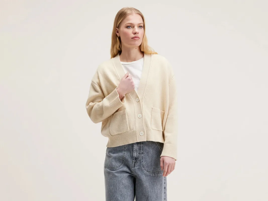 Gaddin boxy cardigan (242 / W / WHISPER) sold by Bellrose