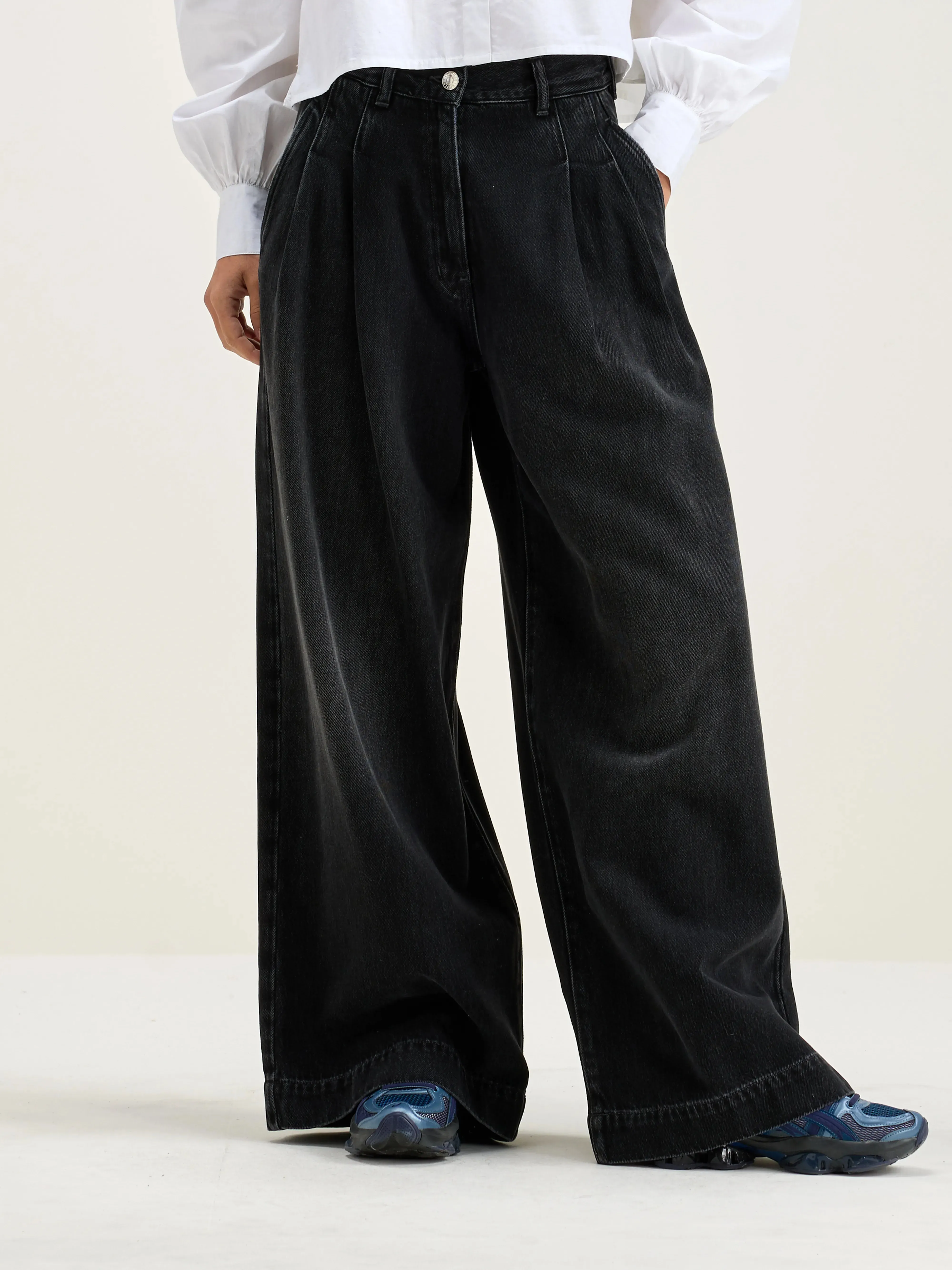 Denim N. 74 super-wide jeans (242 / W / BLACK STONE) sold by Bellrose product image thumbnail 3