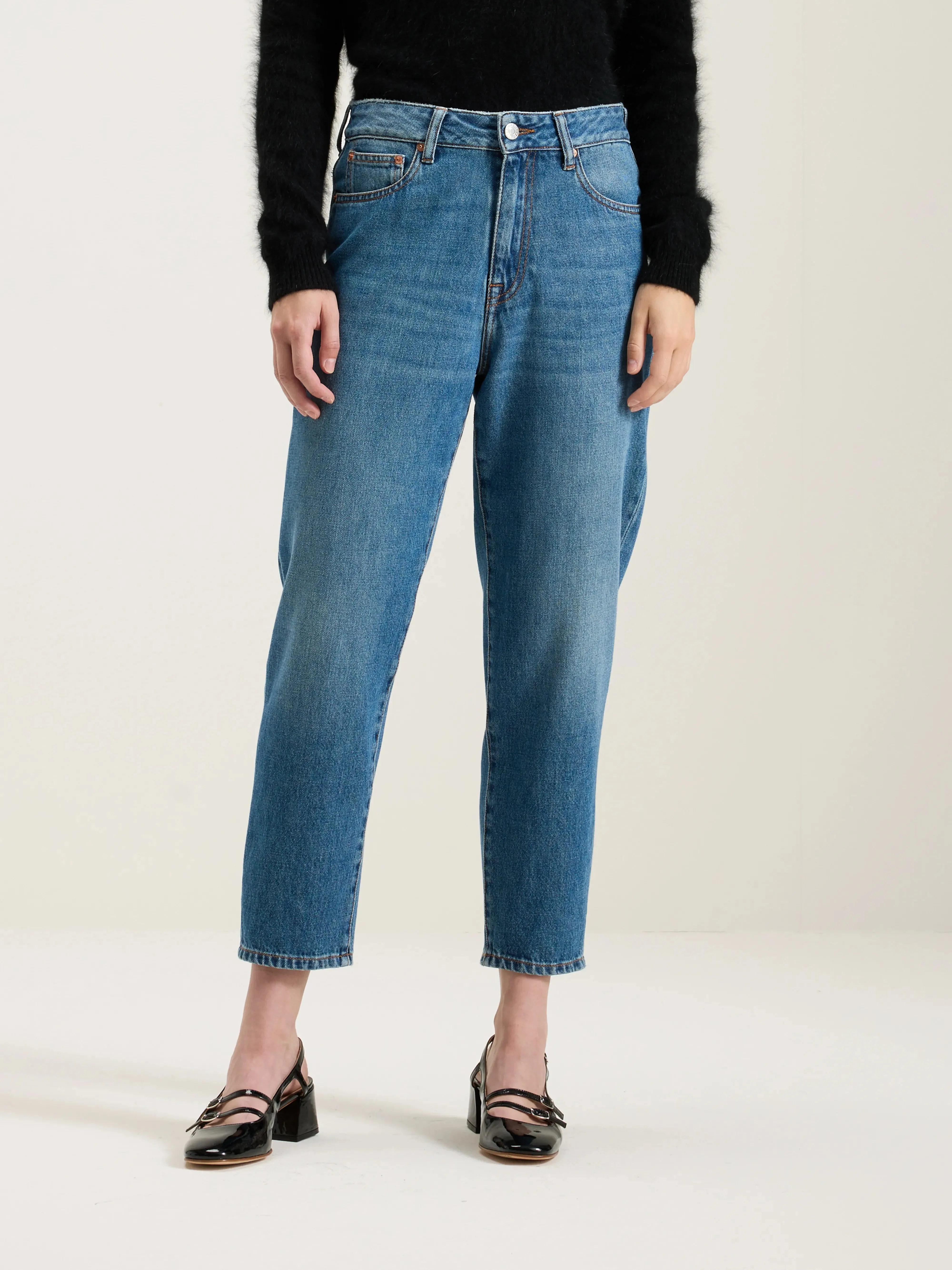 Denim N. 54 tapered jeans (242 / W / VINTAGE BLUE) sold by Bellrose product image thumbnail 3