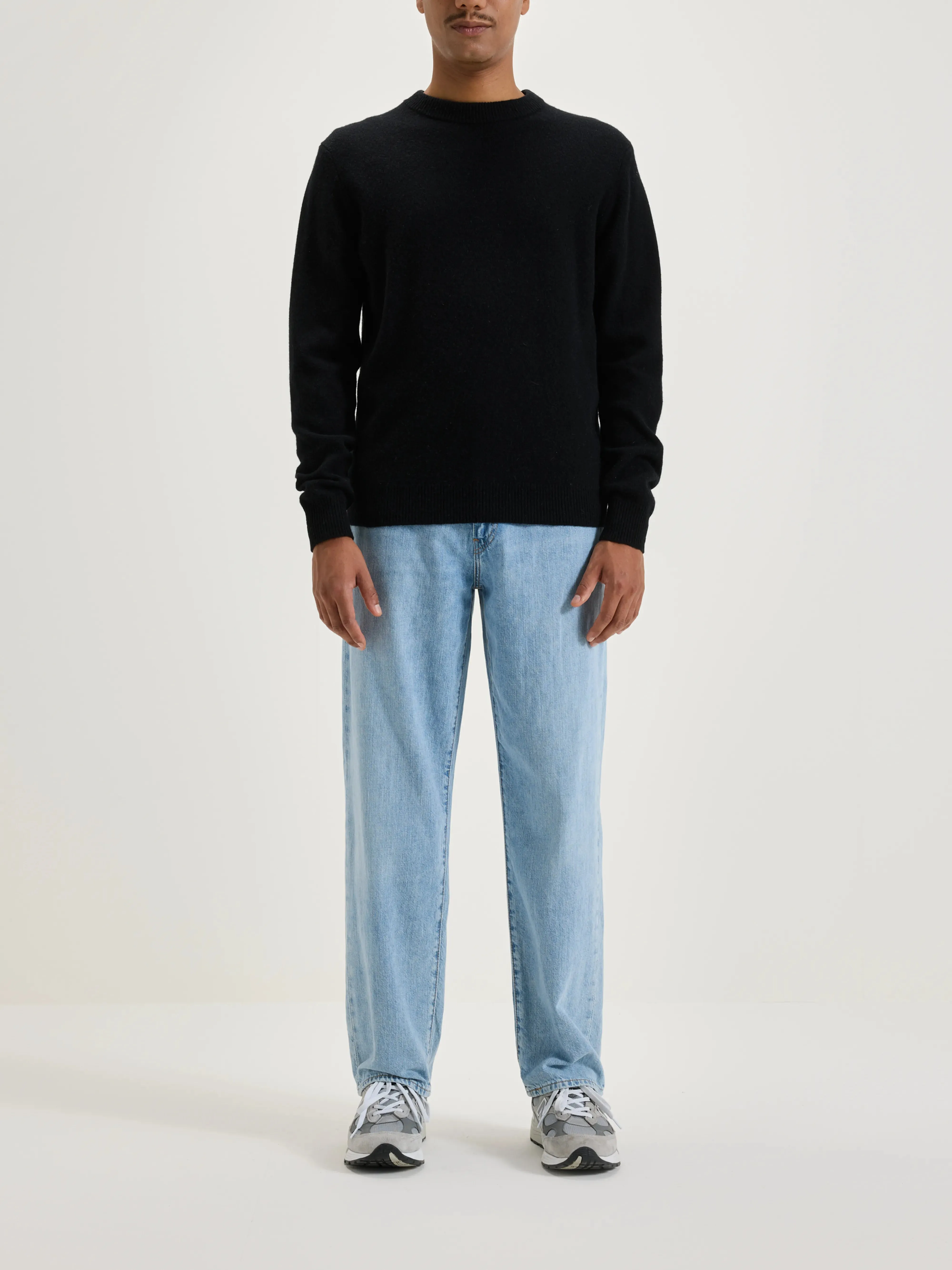 Donoon crew-neck sweater (242 / M / BLACK) sold by Bellrose product image thumbnail 3