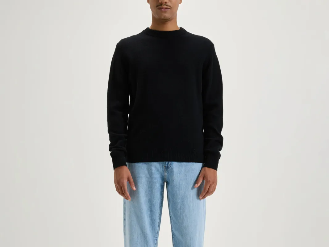 Donoon crew-neck sweater (242 / M / BLACK) sold by Bellrose