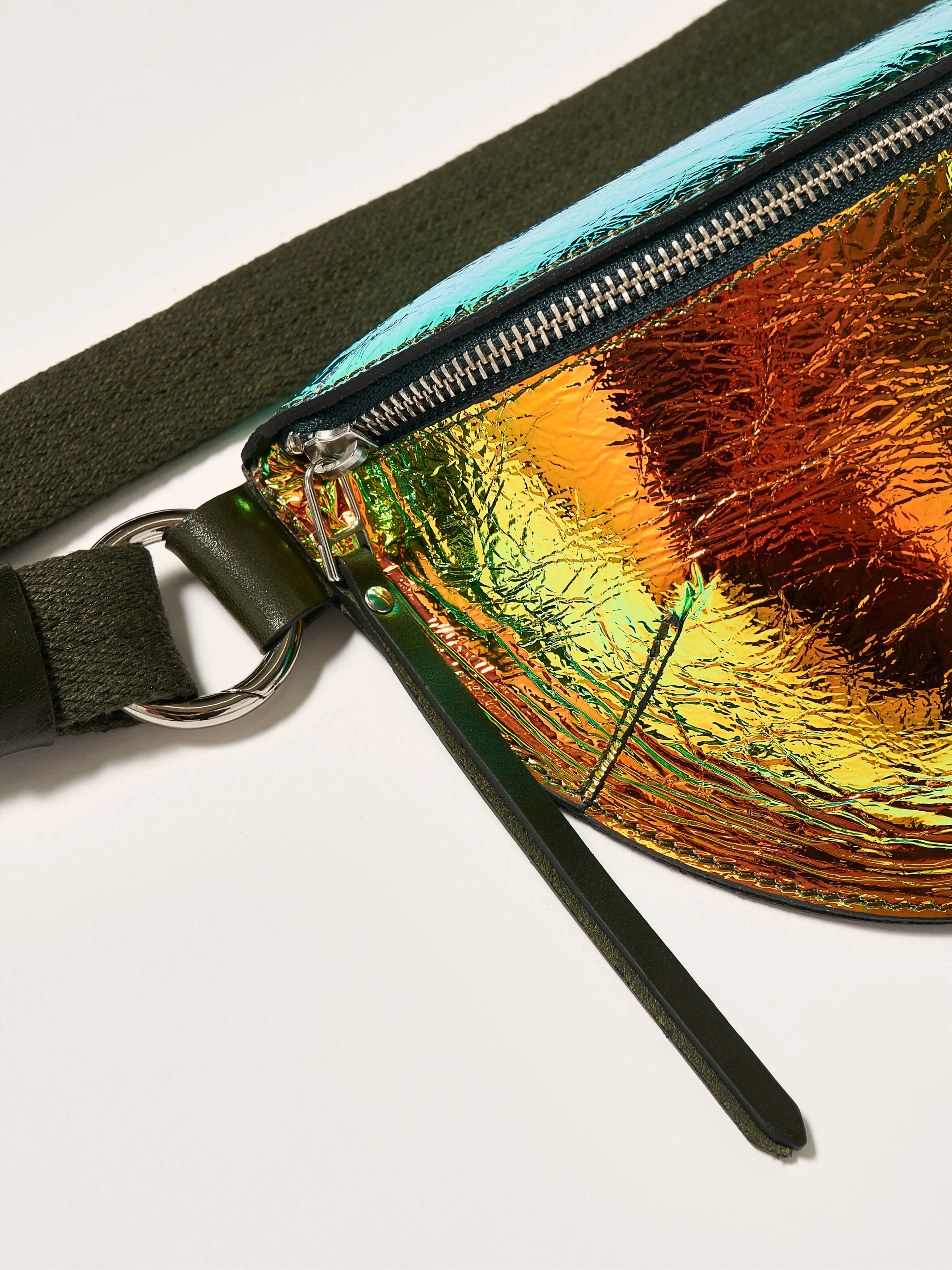 Rosie sling bag (242 / W / SCARABEE) sold by Bellrose product image thumbnail 4